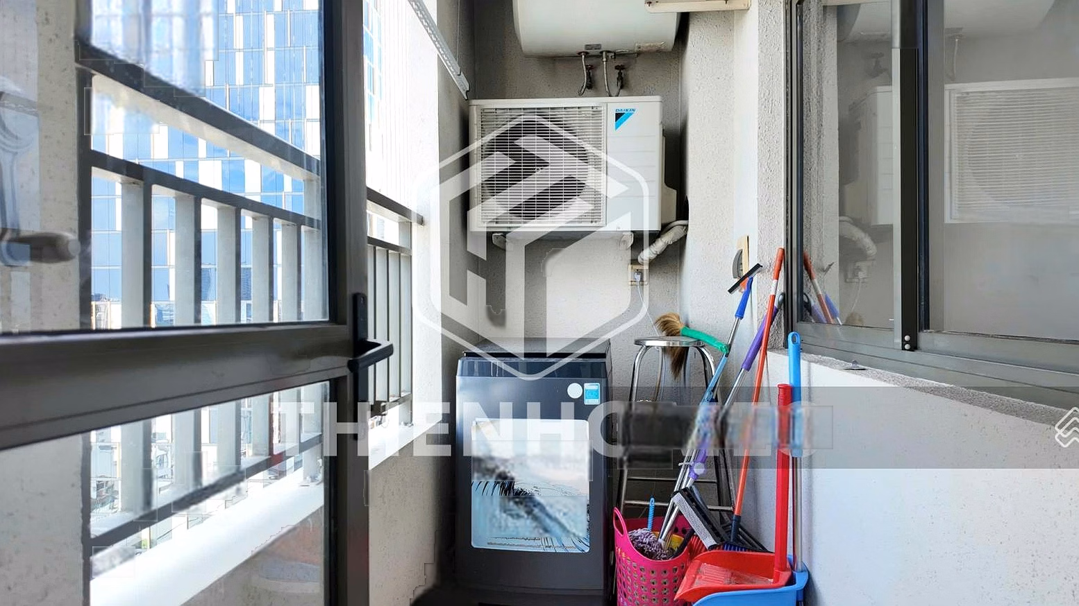 Post real price! Icon56 apartment for rent urgently 3 bedrooms 88m2 high floor nice view price 21.9 million/month***