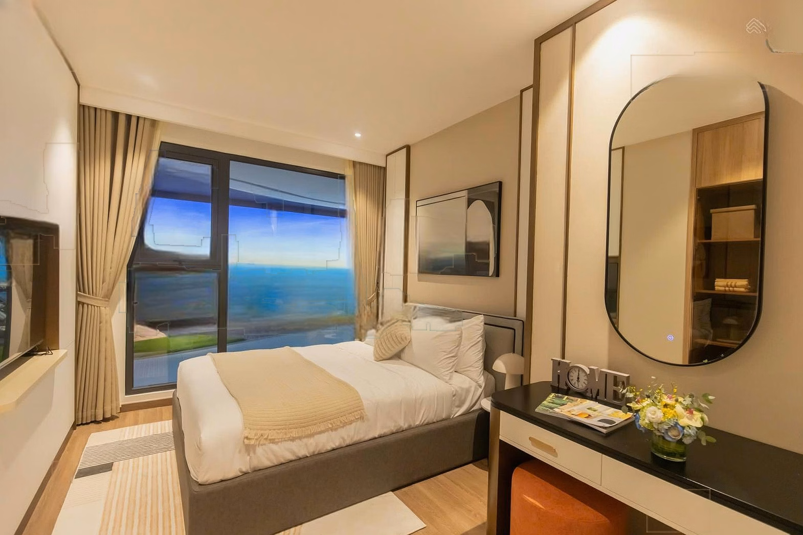 Bargain price apartment Masterise Da Nang, 2 bedrooms - Area: 73.1m2, price only 5.65 billion. Legal: Long-term pink book