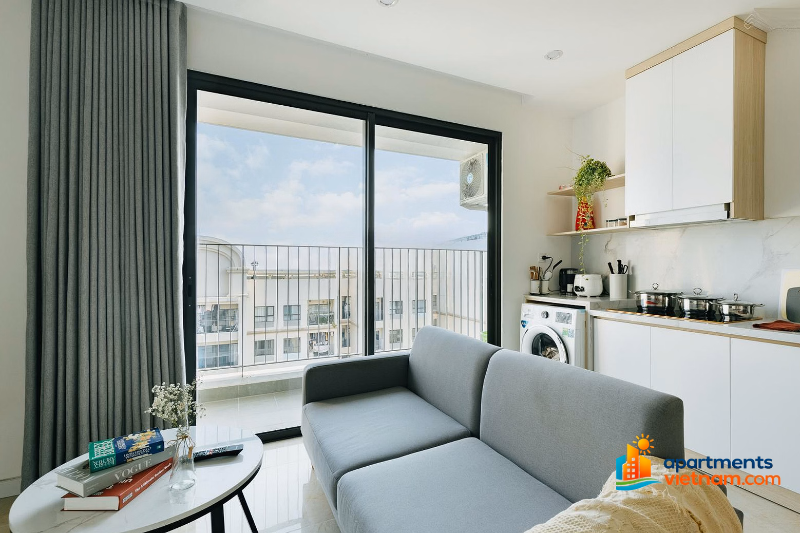 Studio apartment for rent with beautiful lake view. Price 15 million/month. Building C2, lemongrass view at D'capitale