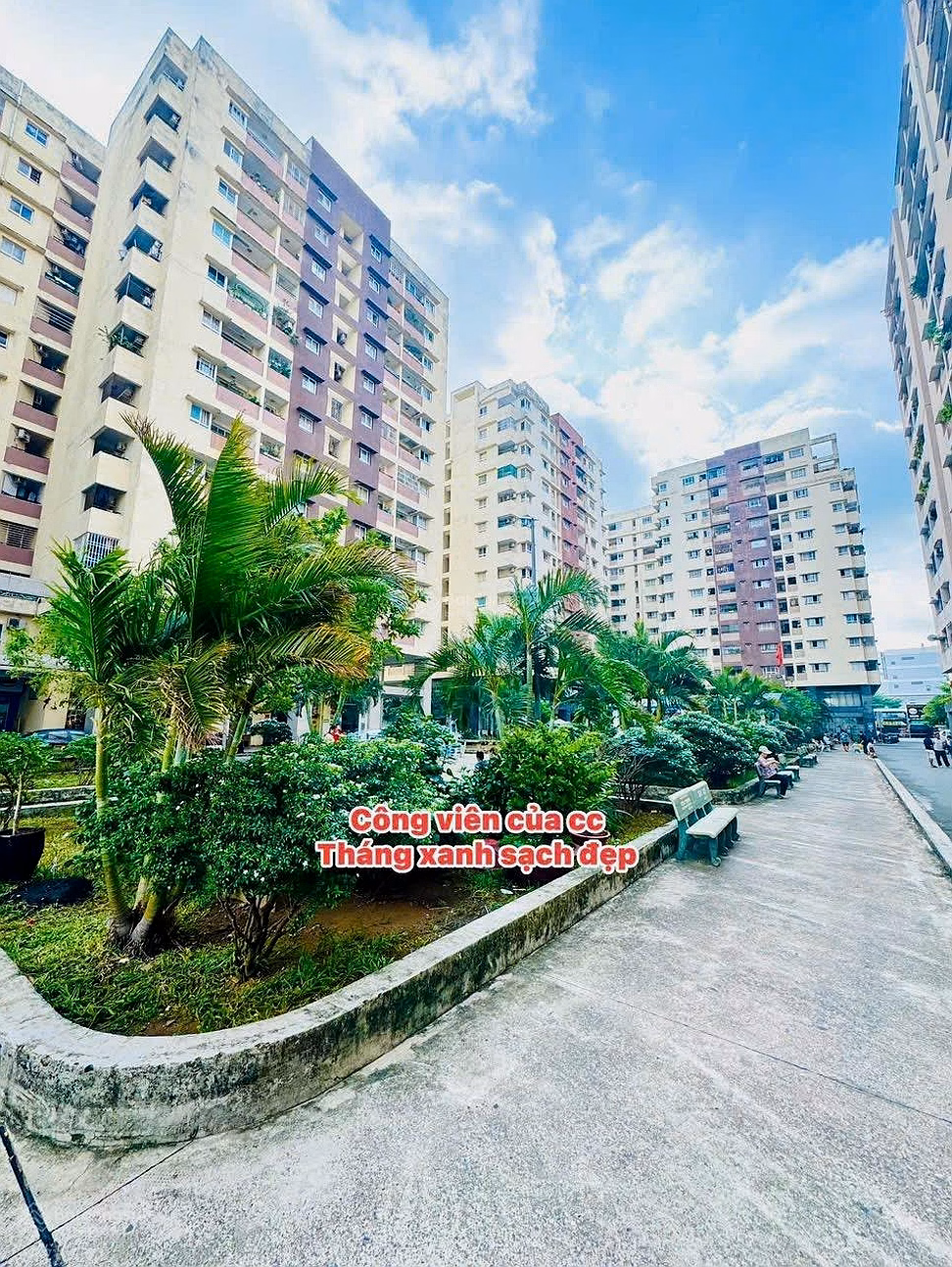 Ready-made 2-bedroom apartment, next to Emart Phan Huy Ich, Go Vap