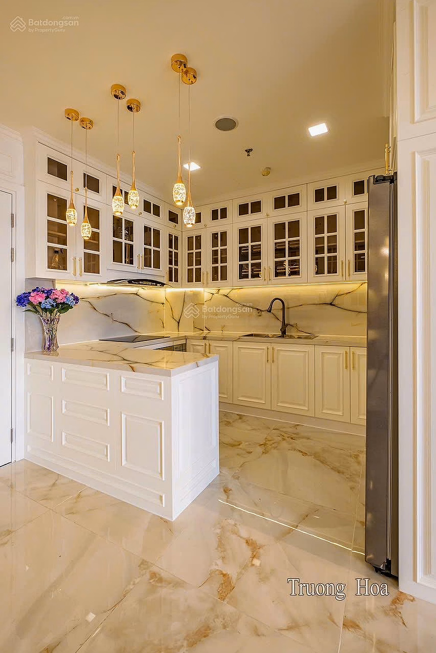 Vinhomes Central Park apartment for sale, 20 billion, 155m2, 4 bedrooms, 3 bathrooms, East, South, super reputable price