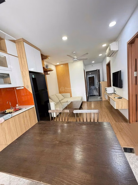 Management Board of Iris Garden CC - Tran Huu Duc for rent 2N apartment for 11 million/month, move in immediately 0838 452 ***