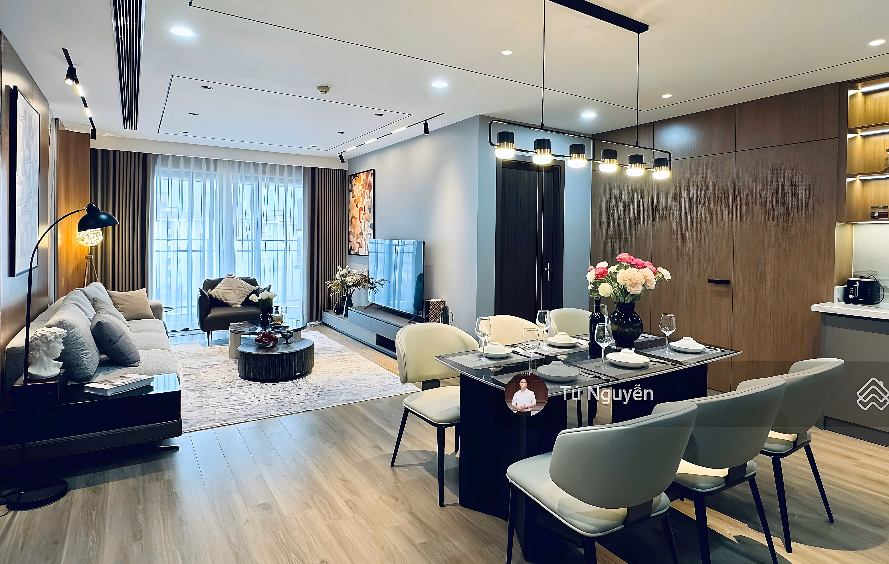 Owner sells 2-bedroom apartment 90m2 TSQ Euroland Mo Lao. Price 5 billion