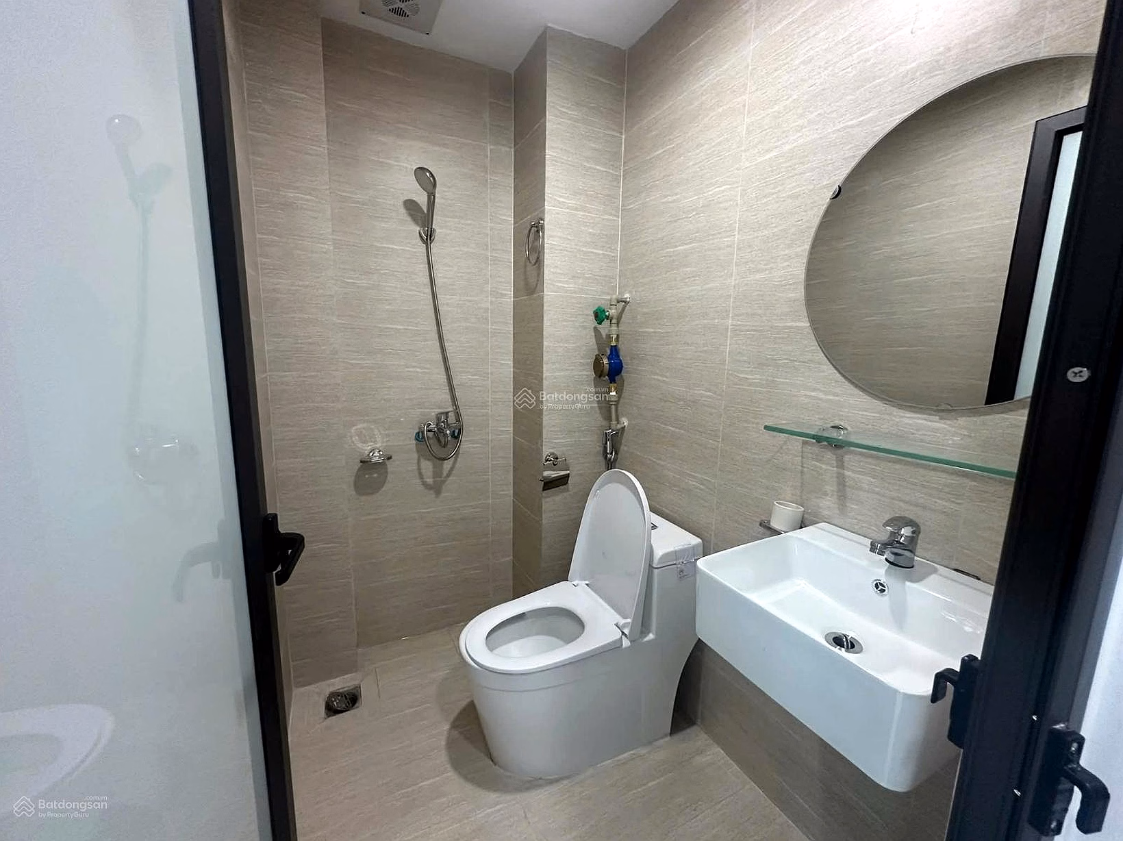 2 bedroom apartment for rent in lane 129 Nguyen Trai - Thanh Xuan