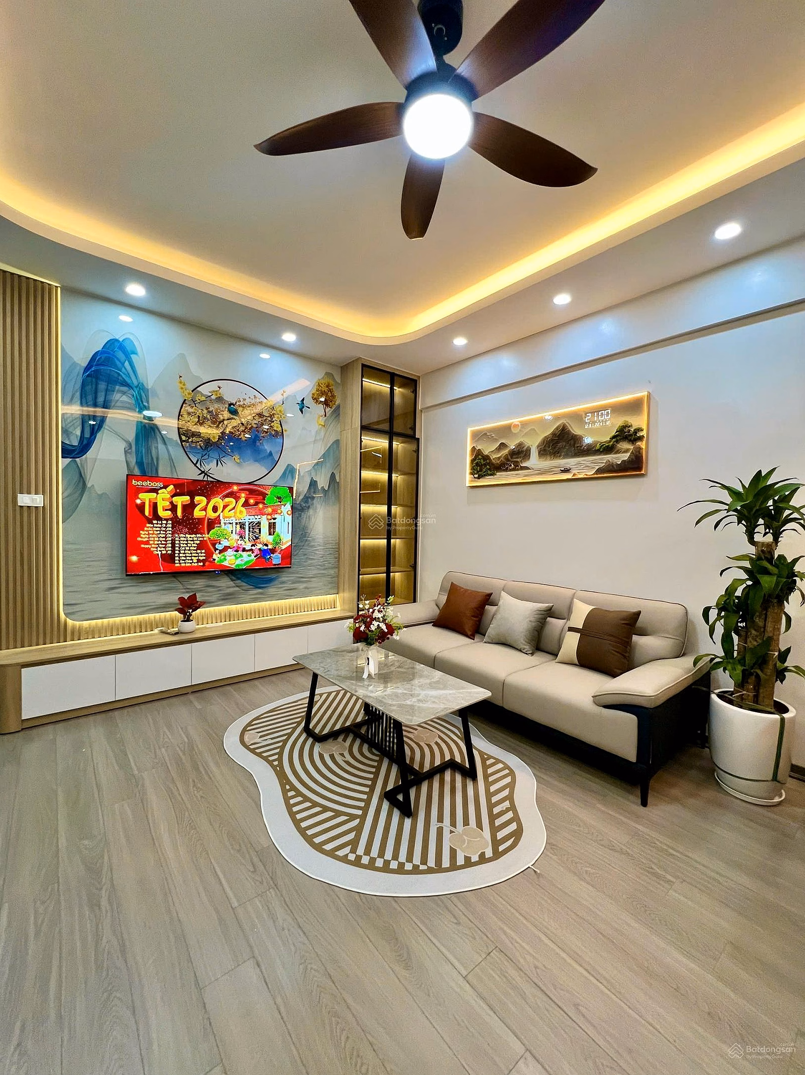 Selling 3 bedroom, 2 bathroom, 85m2 apartment in CT2 Bac Linh Dam building, great price 5.35 billion***