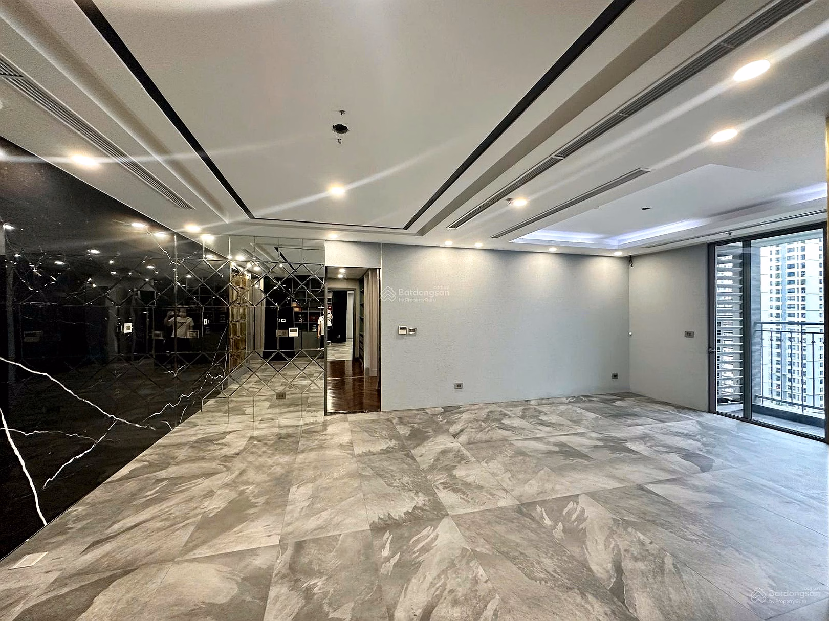 VIP apartment building P10 Times City, area: 178m2 for sale