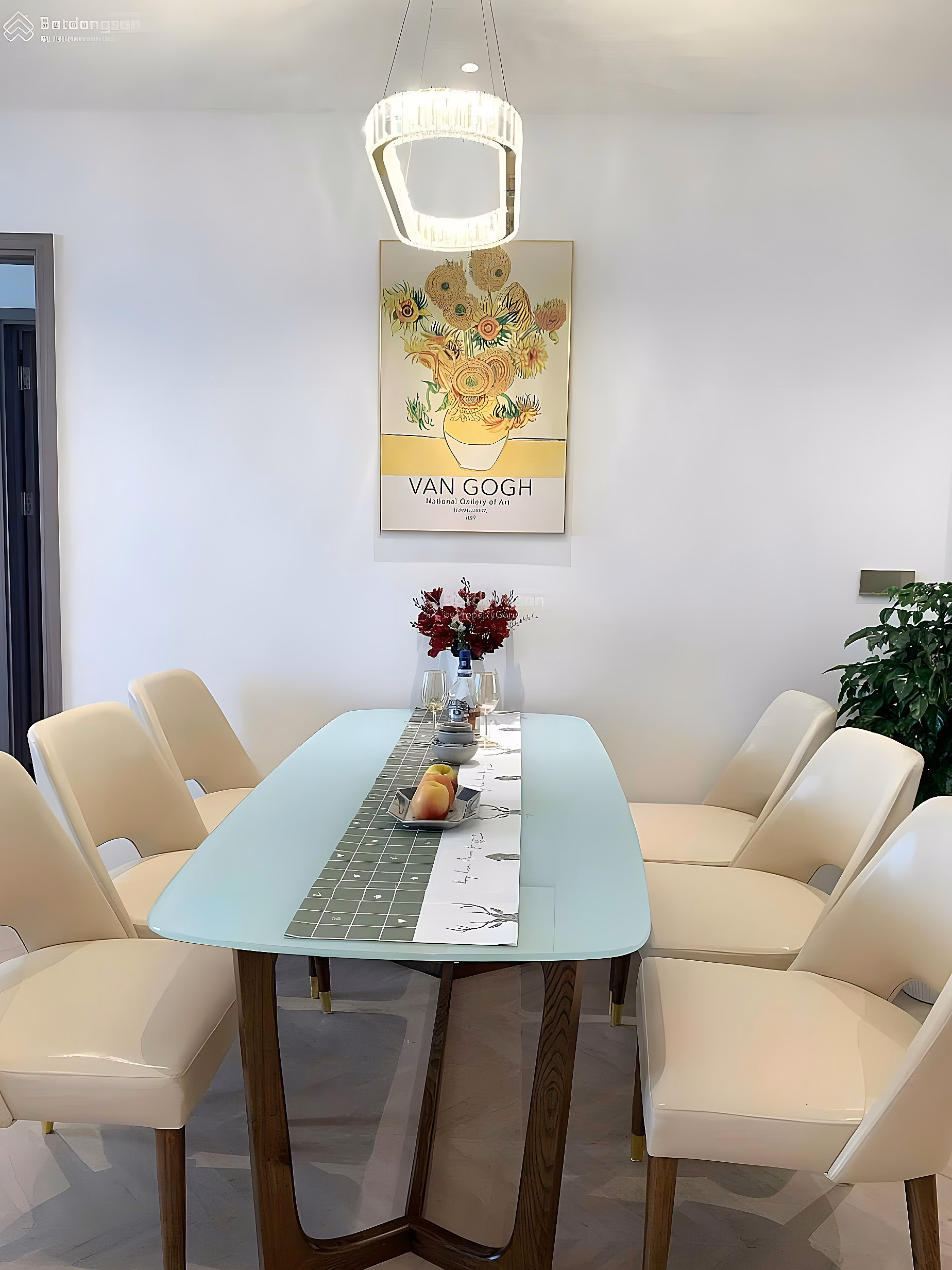 Em Dung specializes in leasing 2, 3, 4 bedroom apartments, duplexes in Han Jardin building and Hanoi Diplomatic Corps area
