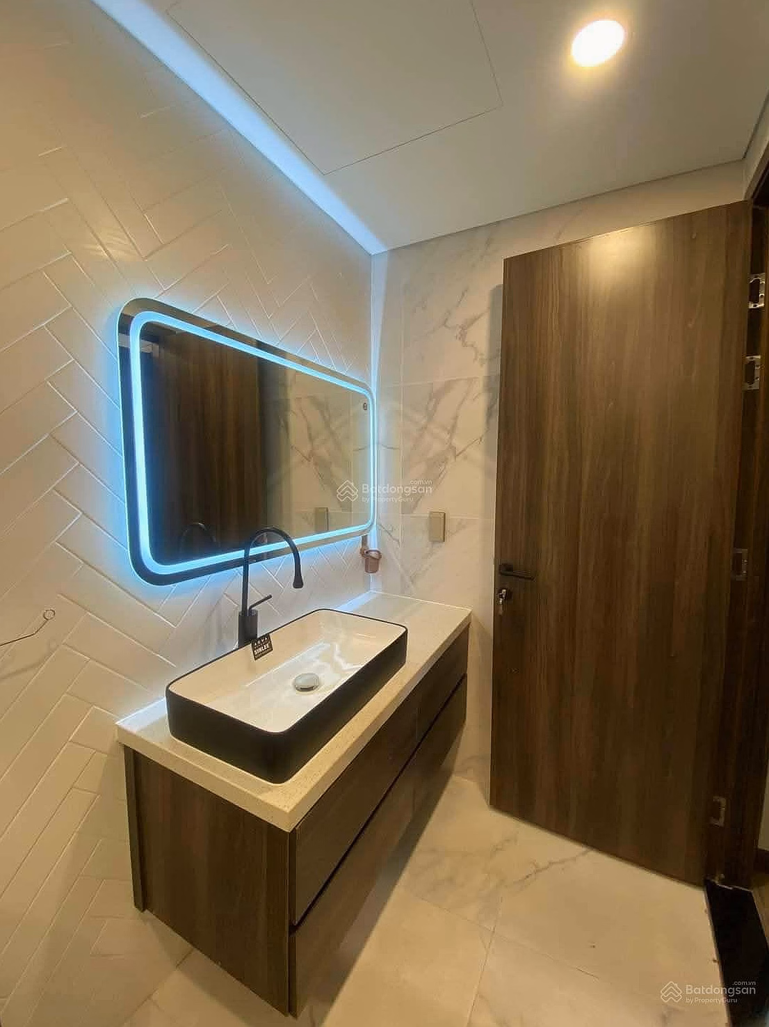 Penthouse apartment with the best price in the project, contact me 0906 893 ***