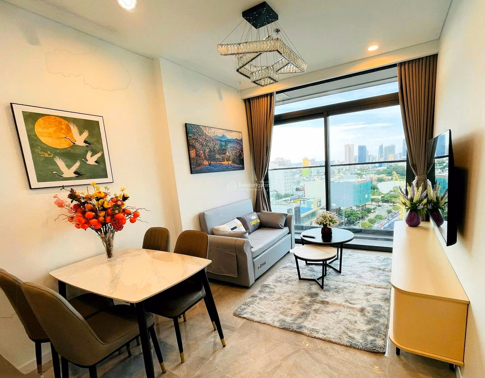 Beautiful apartment in a great location - Filmore Apartments move in immediately