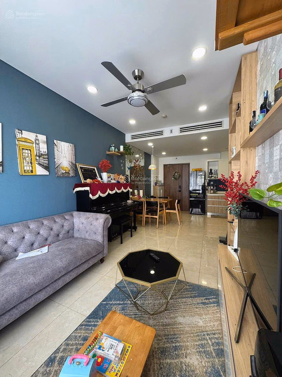 HOT HOT HOT - Selling at a loss of 500 million 69m 2 bedroom 2 bathroom full interior - Suitable for investment