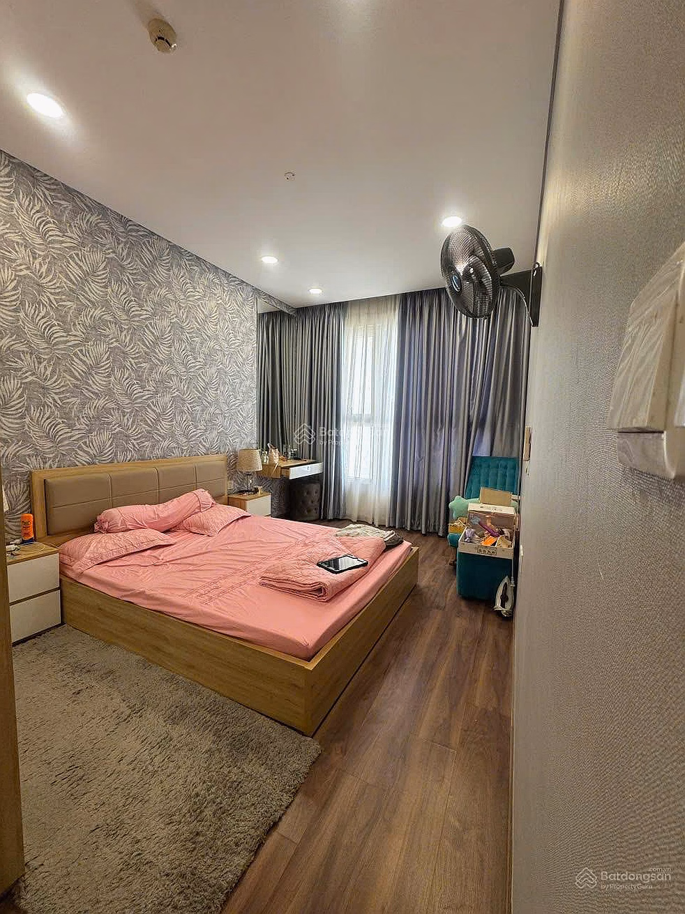 HOT HOT HOT - Selling at a loss of 500 million 69m 2 bedroom 2 bathroom full interior - Suitable for investment