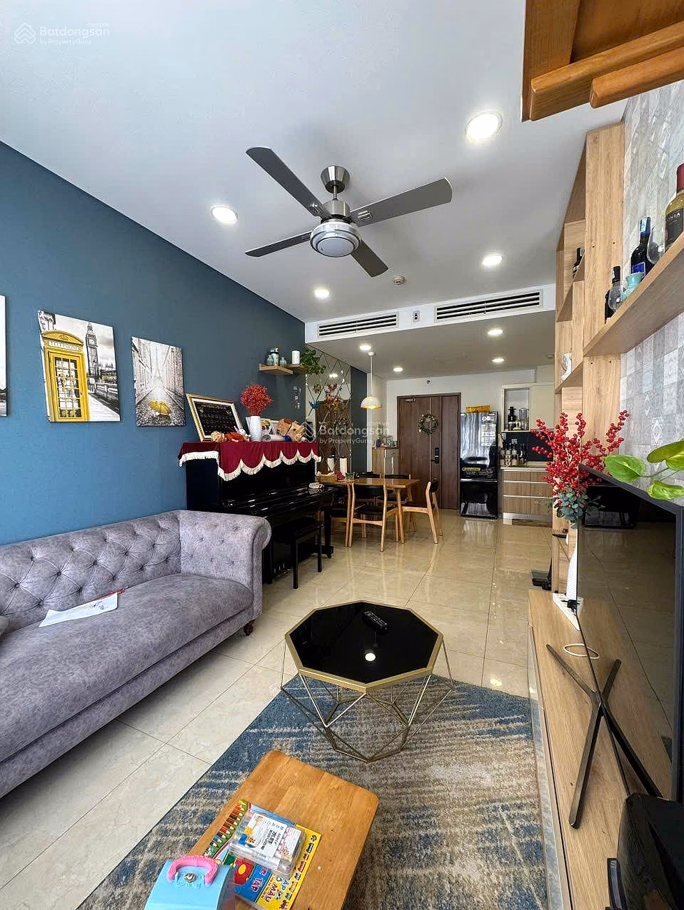 HOT HOT HOT - Selling at a loss of 500 million 69m 2 bedroom 2 bathroom full interior - Suitable for investment