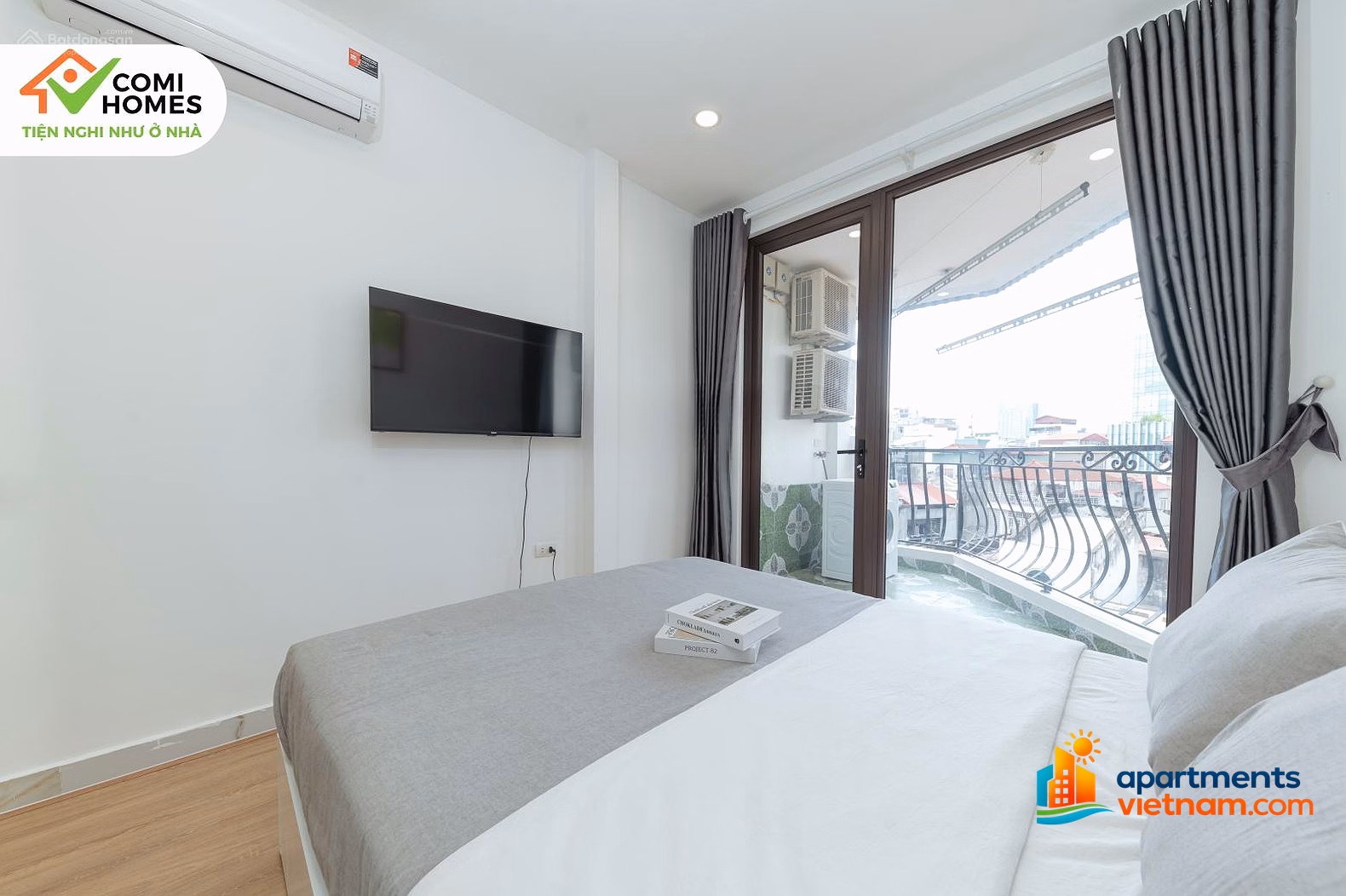 Owner for rent 1k1k apartment with full luxury furniture - 45m2 at 26 Chua Ha, Cau Giay center