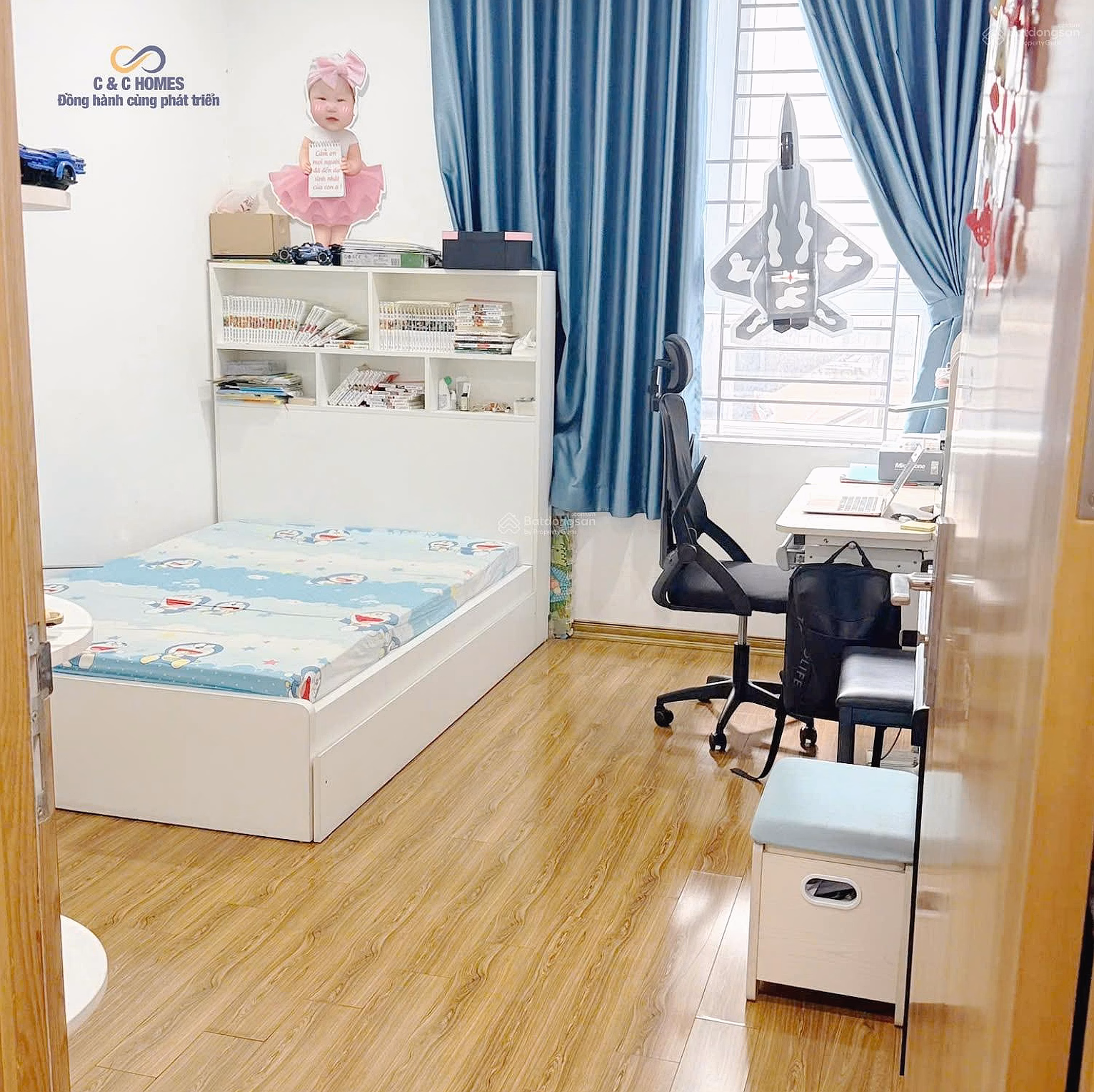 Need to sell 2 bedroom apartment located on the corner of the building for only 5.9 billion, negotiable