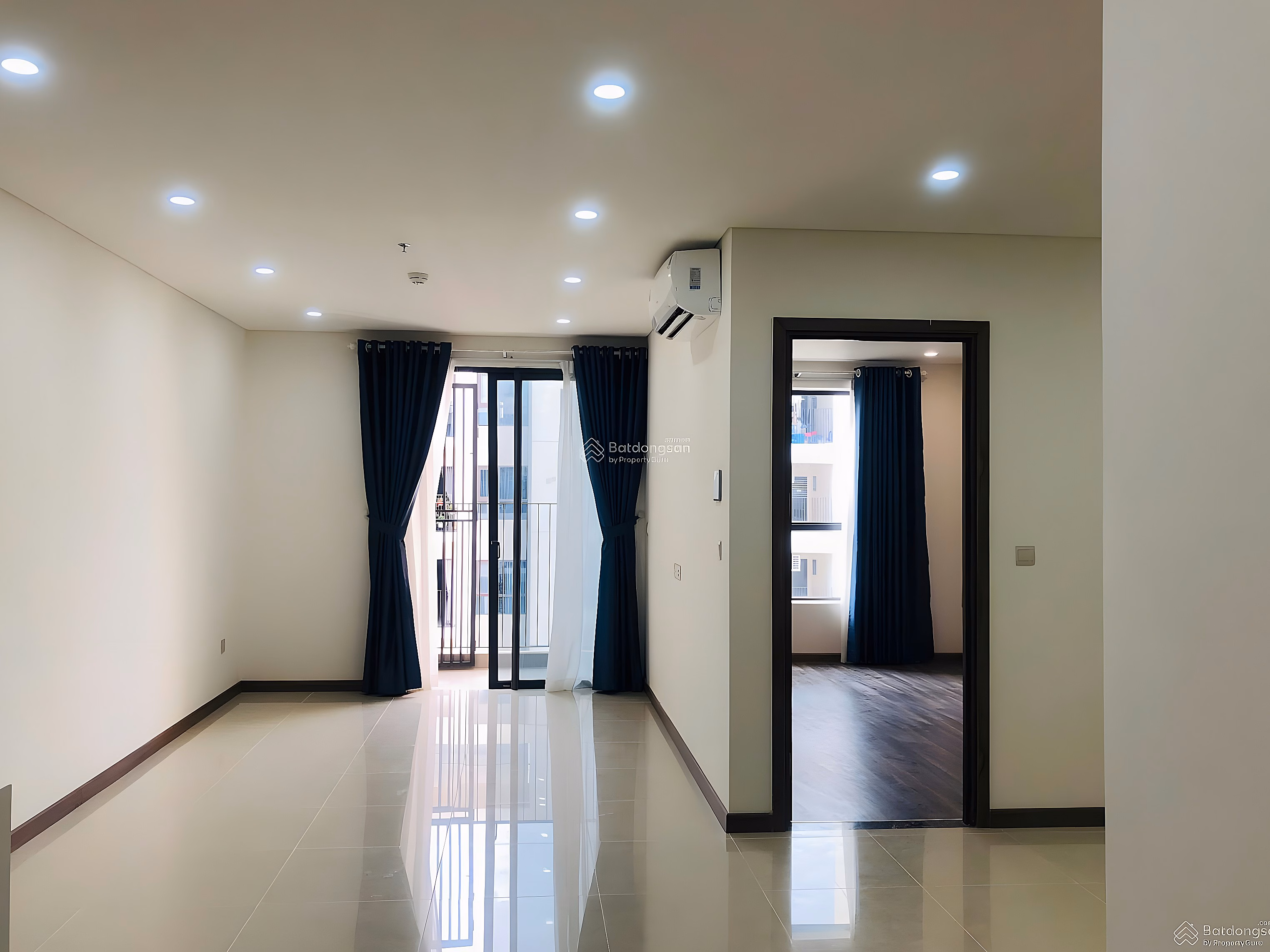 Urgent rent 1 bedroom+, 60m2, price only 17 million VND at HaDo Centrosa Garden, District 10, HCM