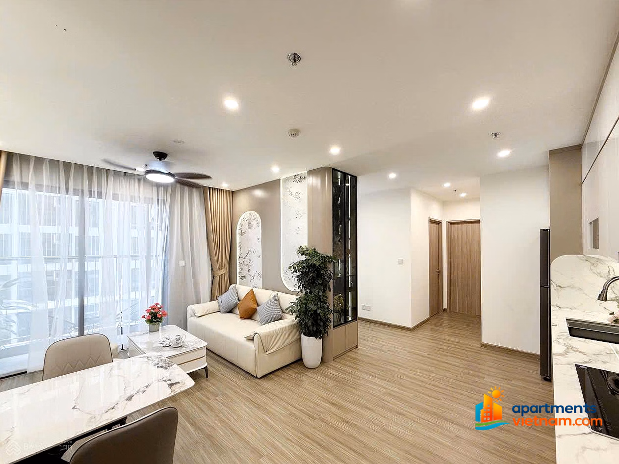 I rent a 2-bedroom apartment next to the car garage, 100% new furniture, easy-going landlord***
