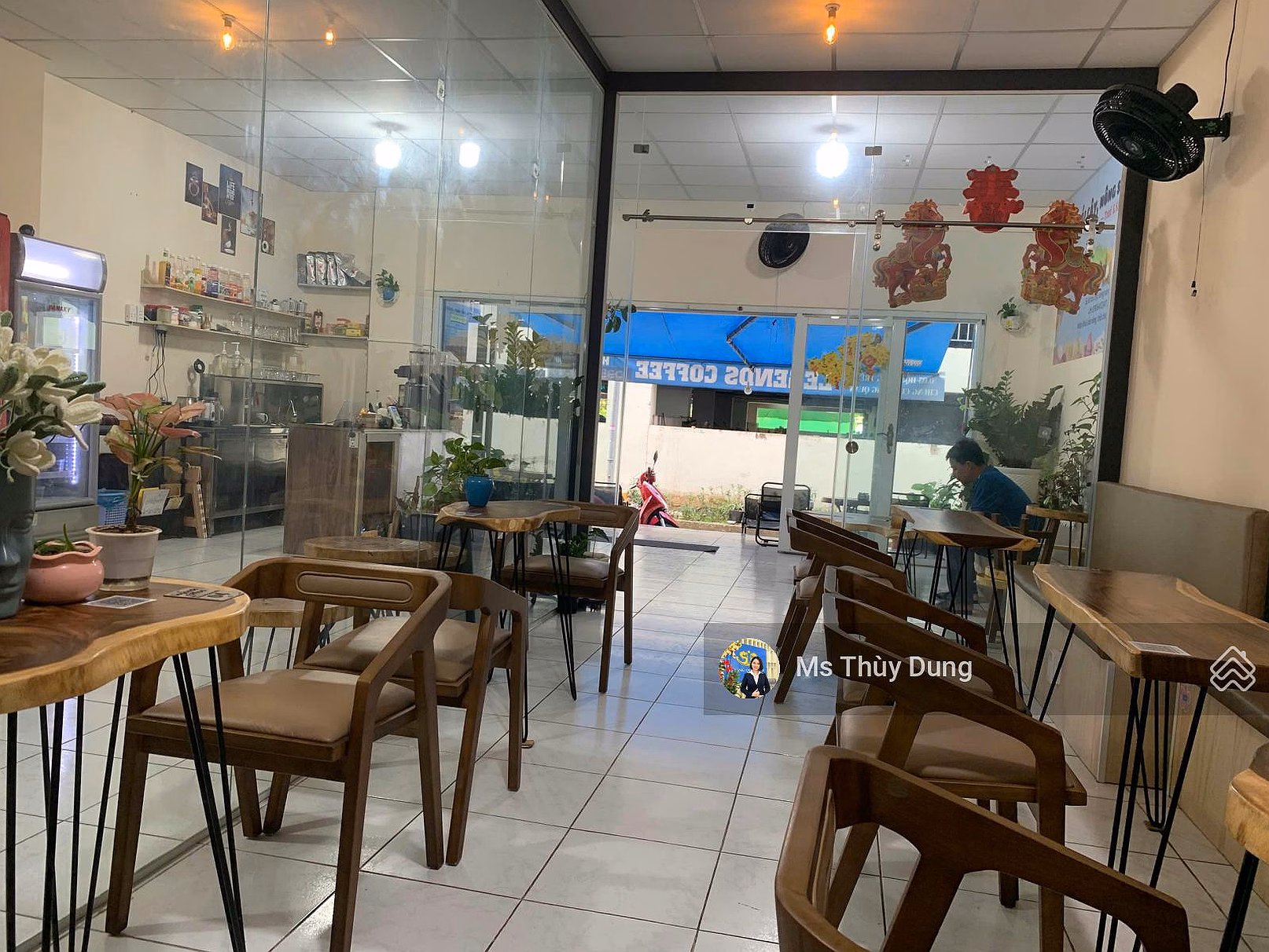 Ground apartment for sale at HQC Plaza, Binh Chanh. Including ground floor + mezzanine, suitable for living and doing business. Long-term ownership