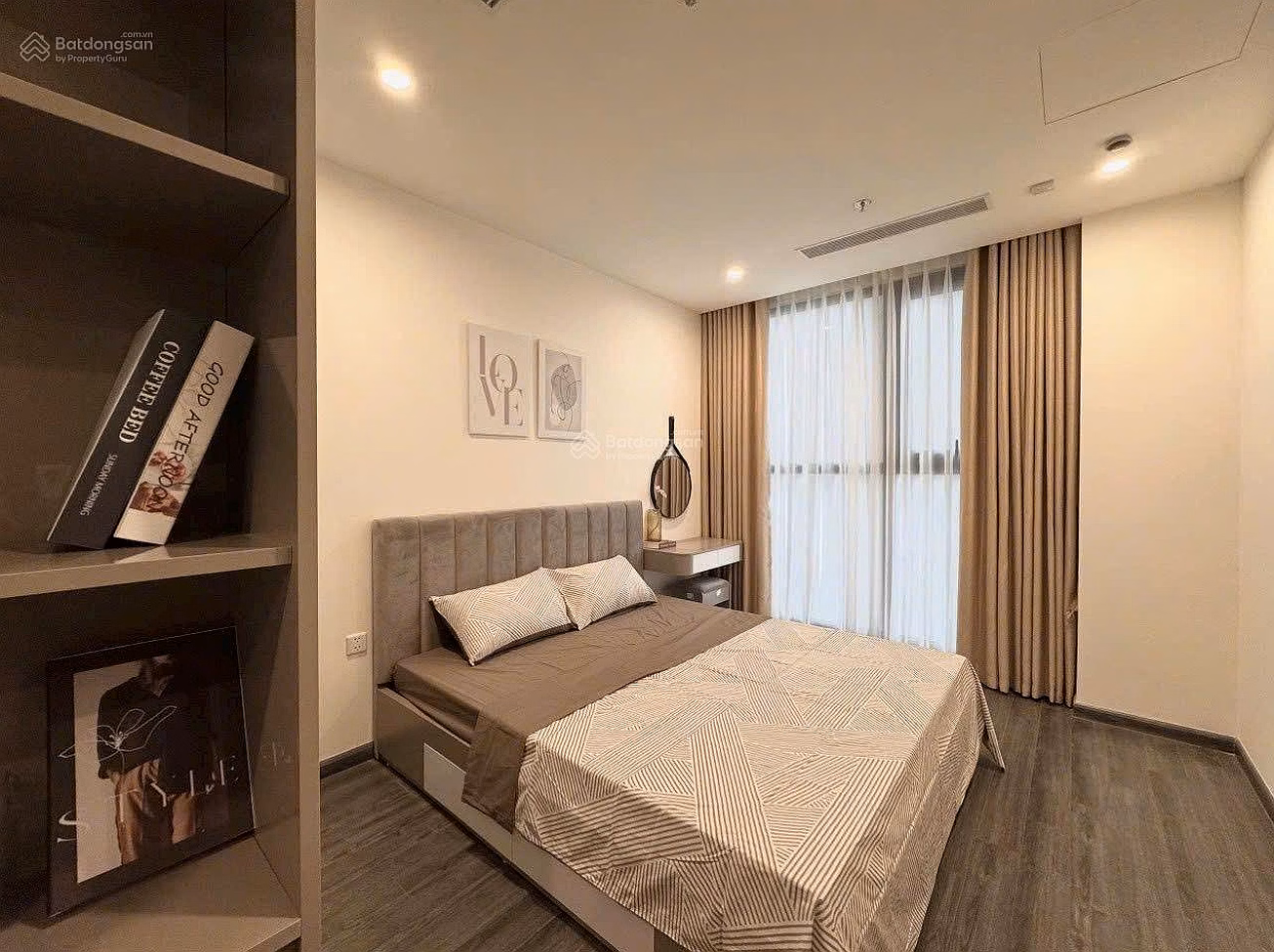 Quick sale within the week of 1-bedroom apartment, area 45m2, Zenpark subdivision, price only 3.1 billion