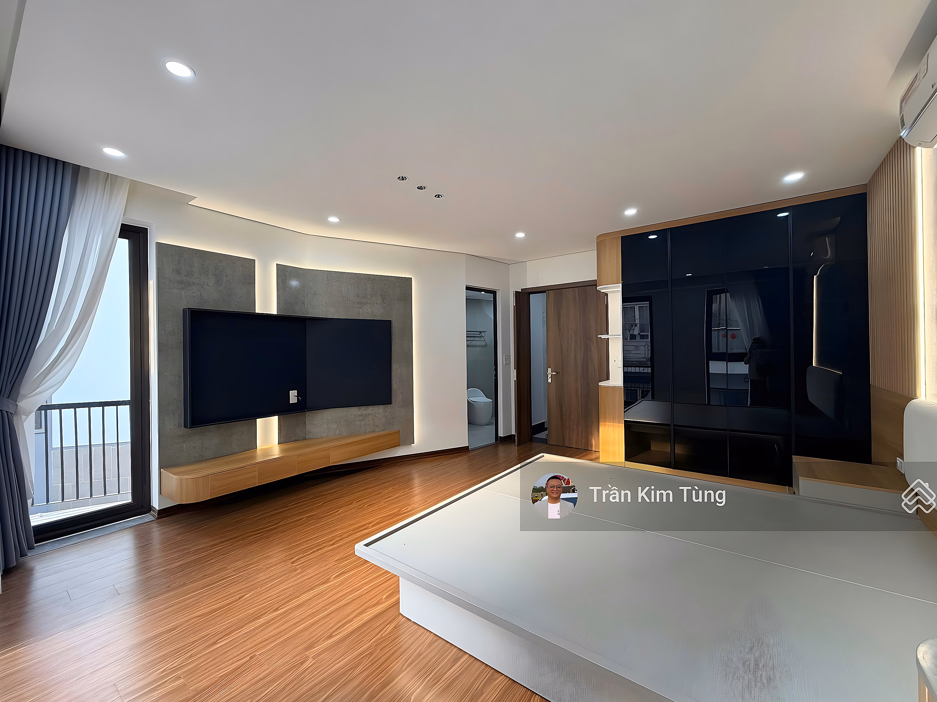 House for sale in Thach Ban - Co Linh, corner lot 50m2 x 6 elevator floors - Car lane leading to the house