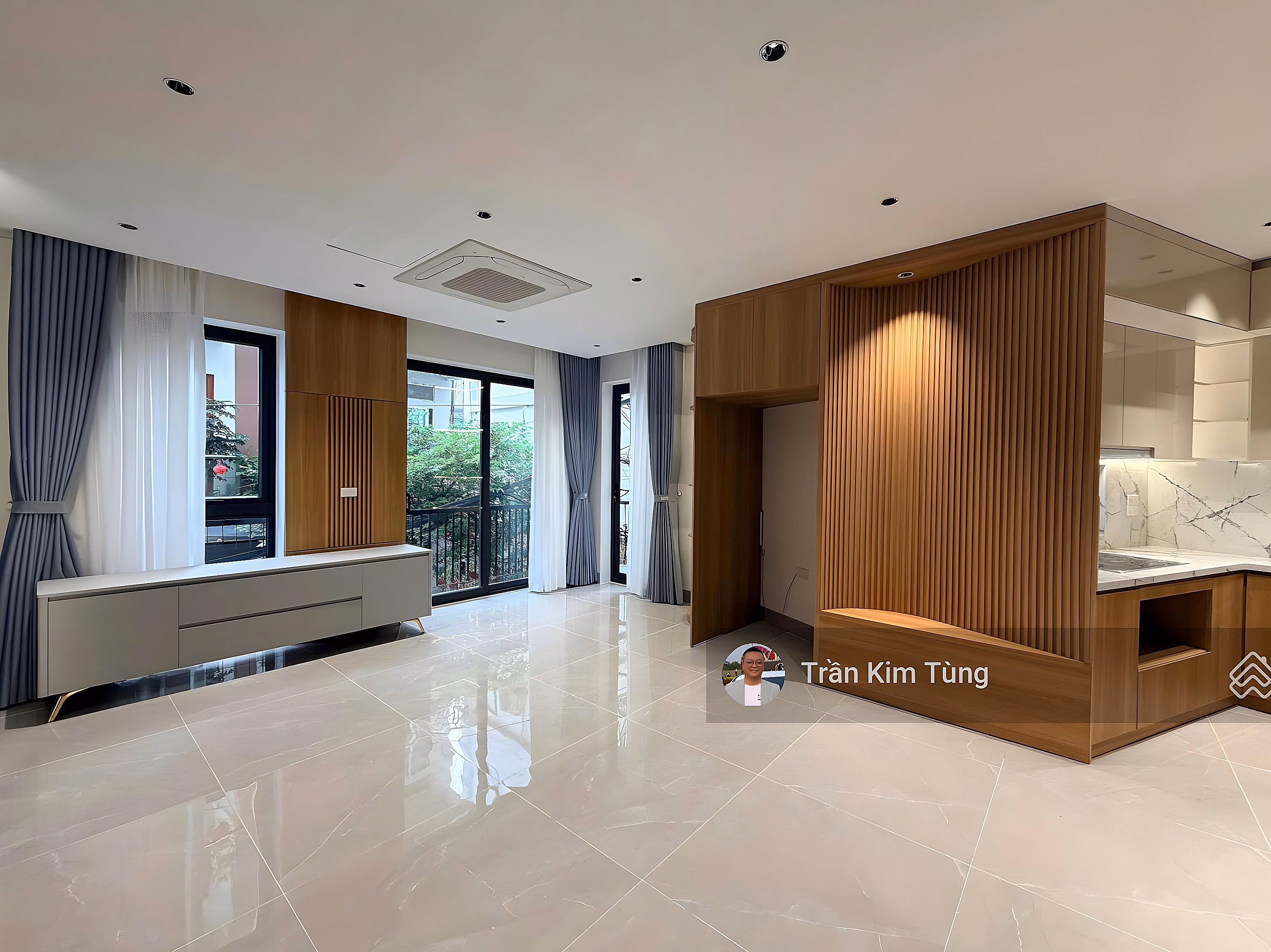 House for sale in Thach Ban - Co Linh, corner lot 50m2 x 6 elevator floors - Car lane leading to the house