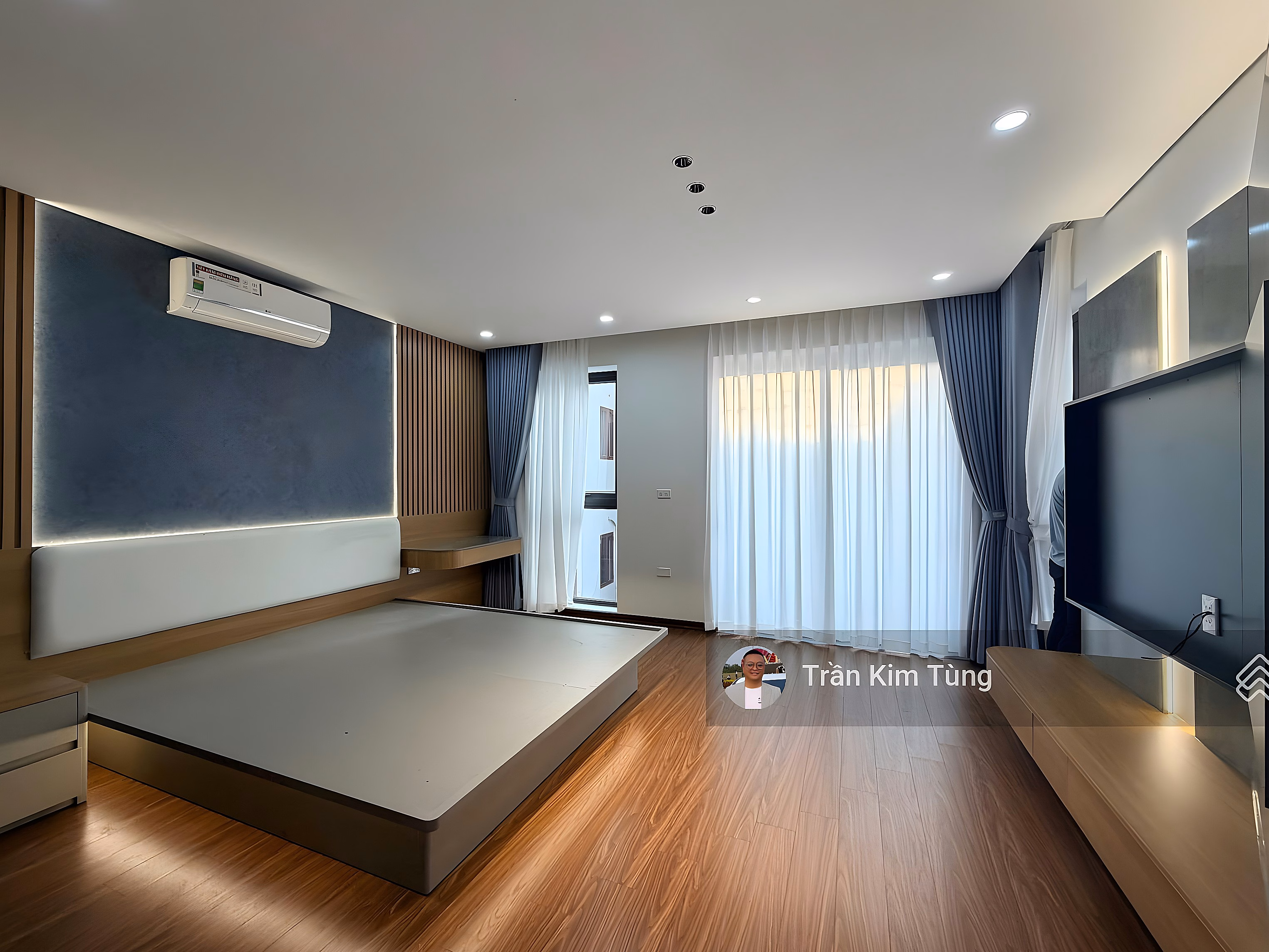House for sale in Thach Ban - Co Linh, corner lot 50m2 x 6 elevator floors - Car lane leading to the house