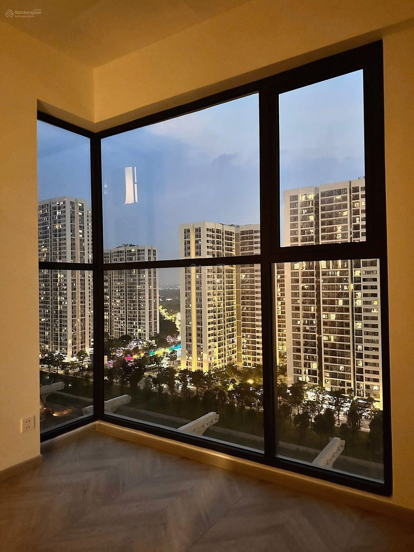 Tower E - 3 bedroom apartment - Lumiere Boulevard, only 6.48 billion all inclusive - new house with Landmark view