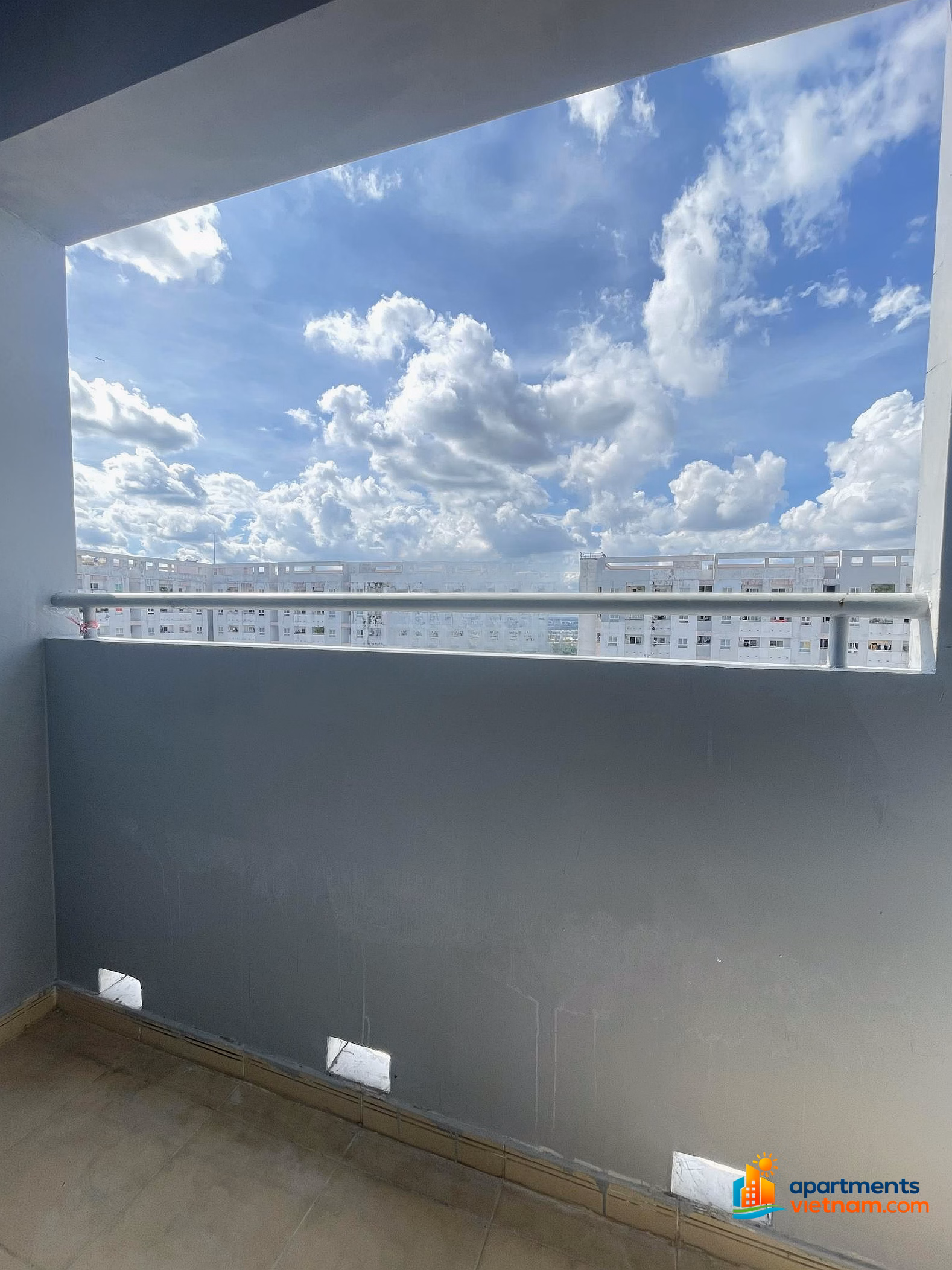 Selling a corner apartment at HQC Plaza for only 1,350 billion, 61m2 - 2 bedrooms - 2 bathrooms, vacant house to move in immediately***