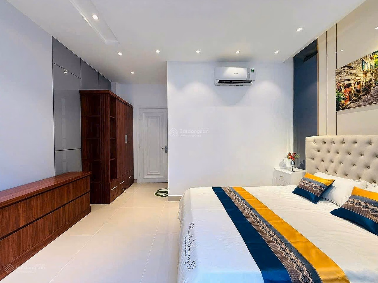 CC Ha Kieu - 66m2 - 3 bedrooms - river view - about 2 billion
