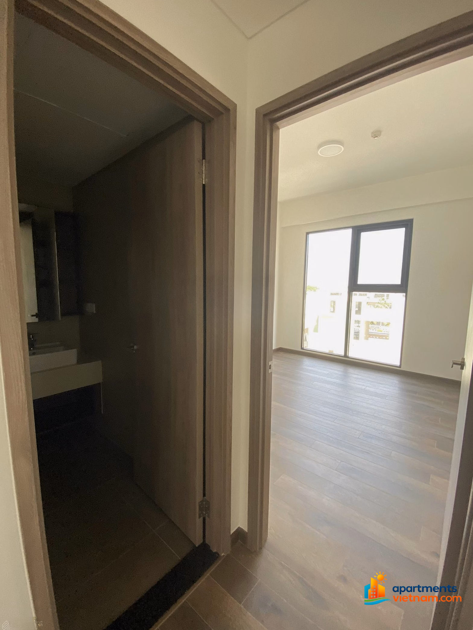 Quick sale of 85m2 apartment with Panorama river view