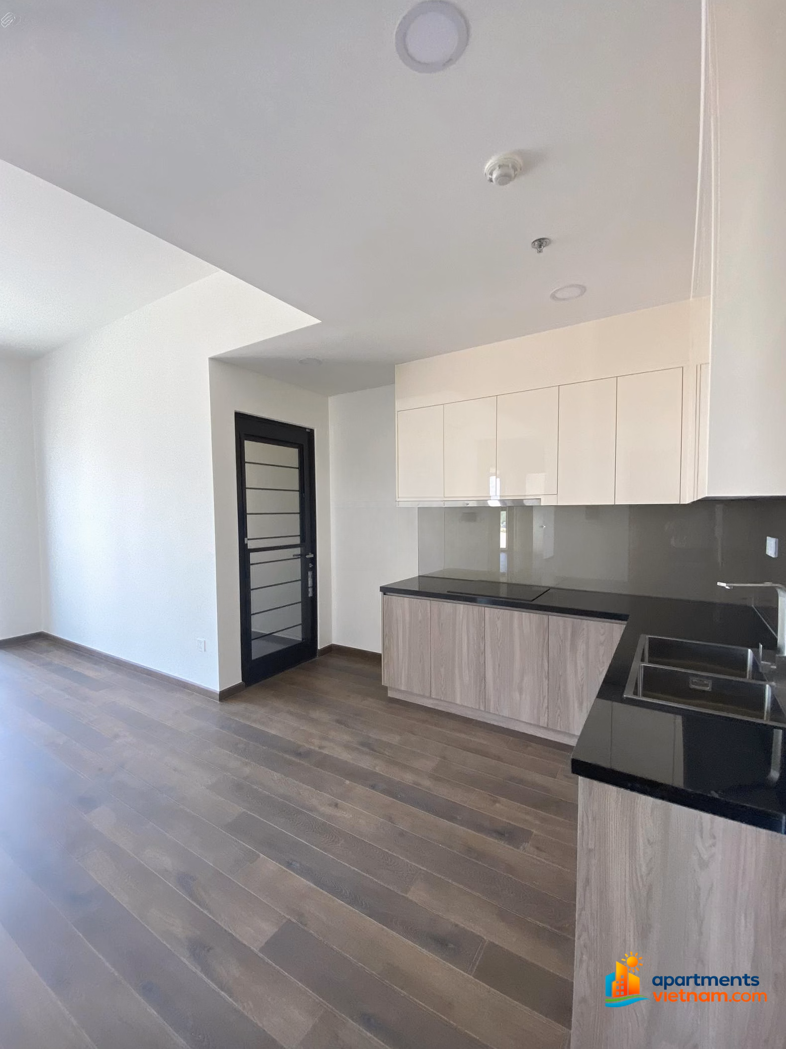 Quick sale of 85m2 apartment with Panorama river view