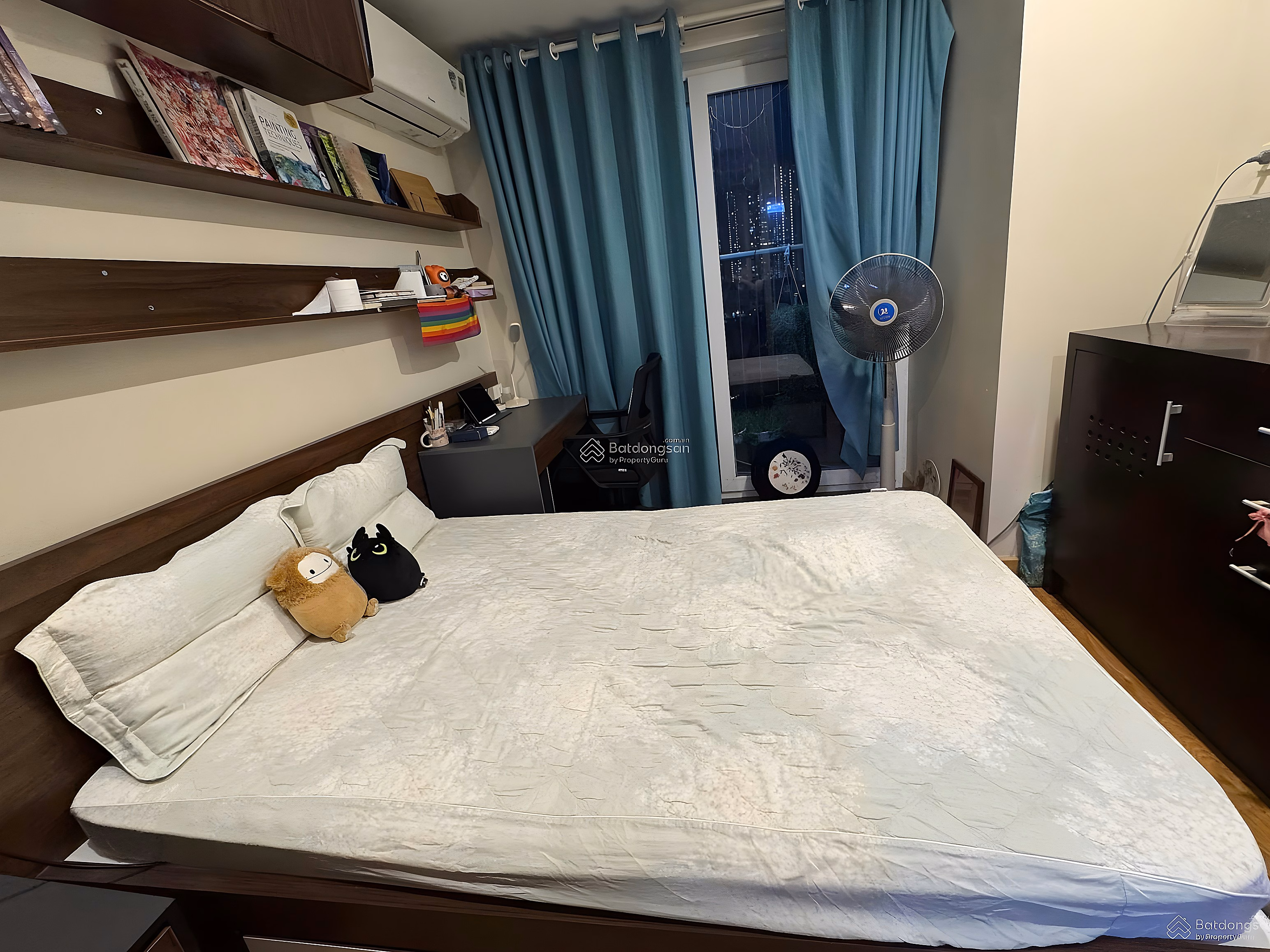 Rare apartment UDIC N04 3 bedrooms 2 full bathrooms with car slot, price only 20 million, closing date 0836 816 ***(Chinese)