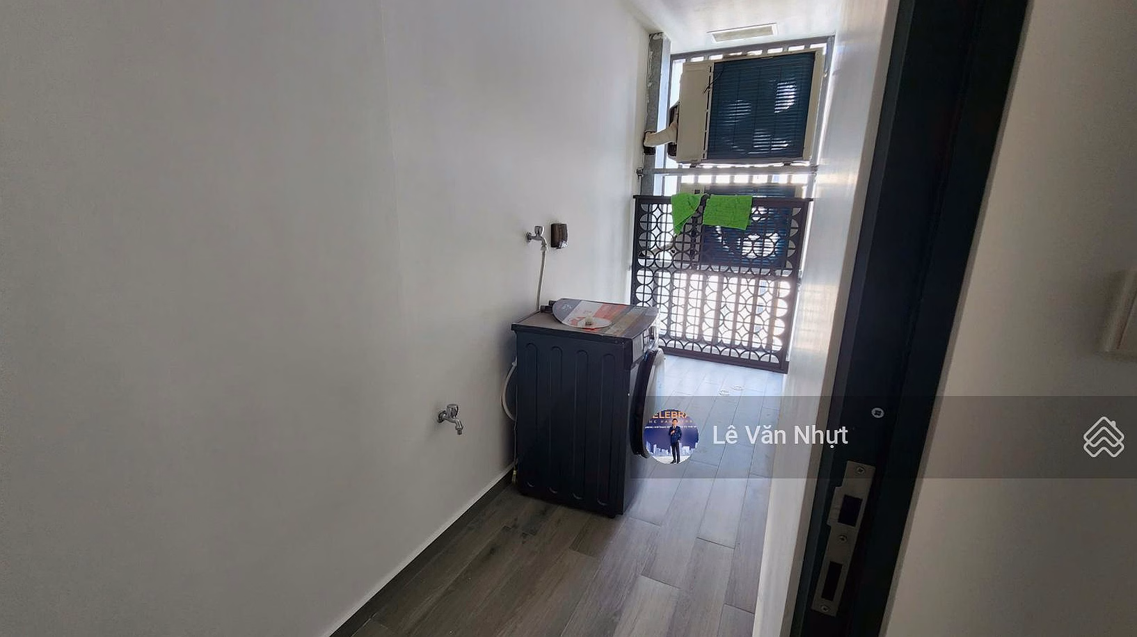 Corner apartment for sale, 2 bedrooms, middle floor - Tower D - fully furnished, Masteri Center Point, price 4.88 billion all in