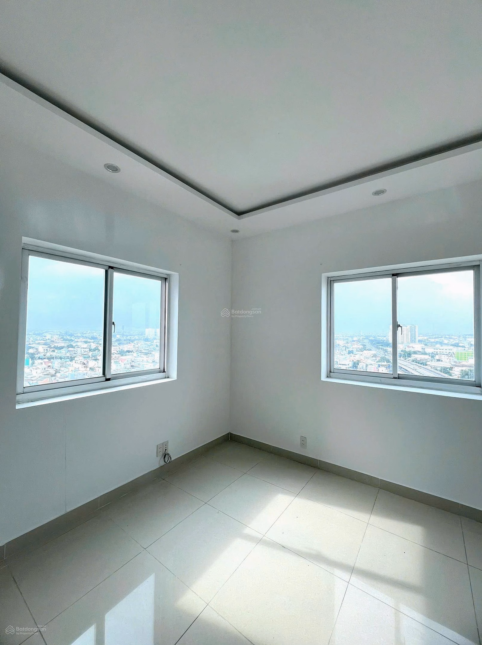 Thai Son apartment (Tan Tao 1) only 5 minutes from Aeon Binh Tan - pink book available - extremely wide area 153m2 (3 bedrooms, 4 bathrooms)