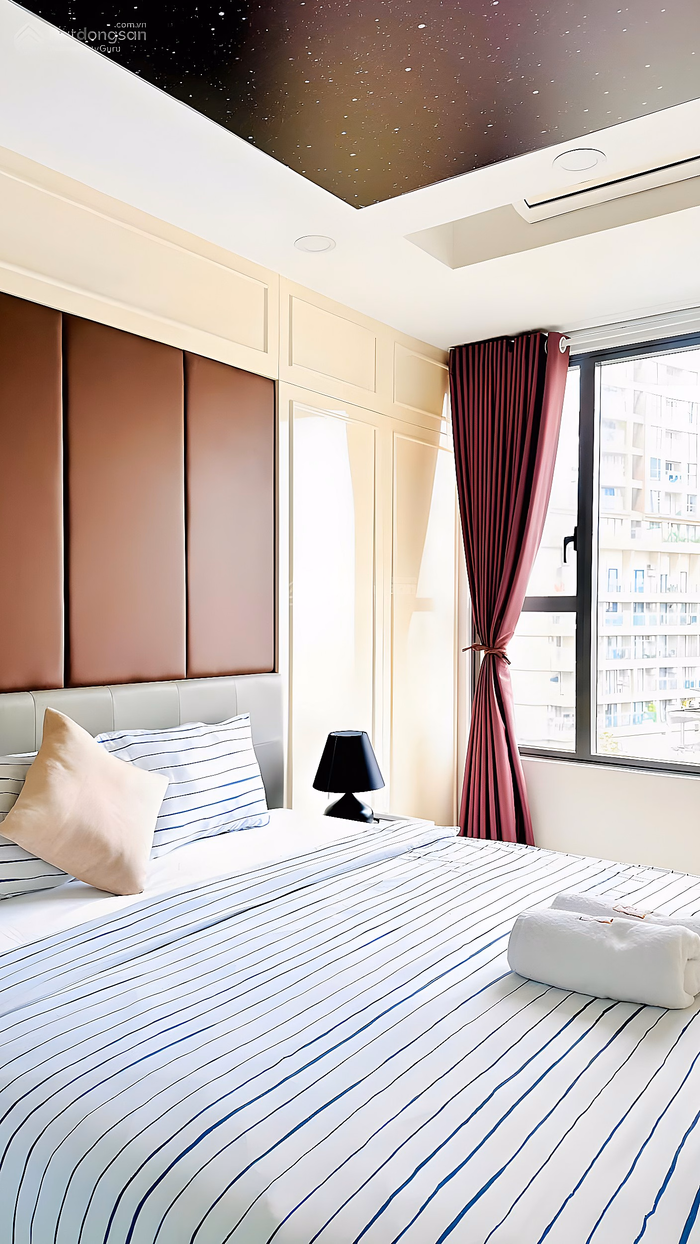 Selling OT River Gate at a good price of 4 billion. There is a private bedroom with full furniture of 38m2***