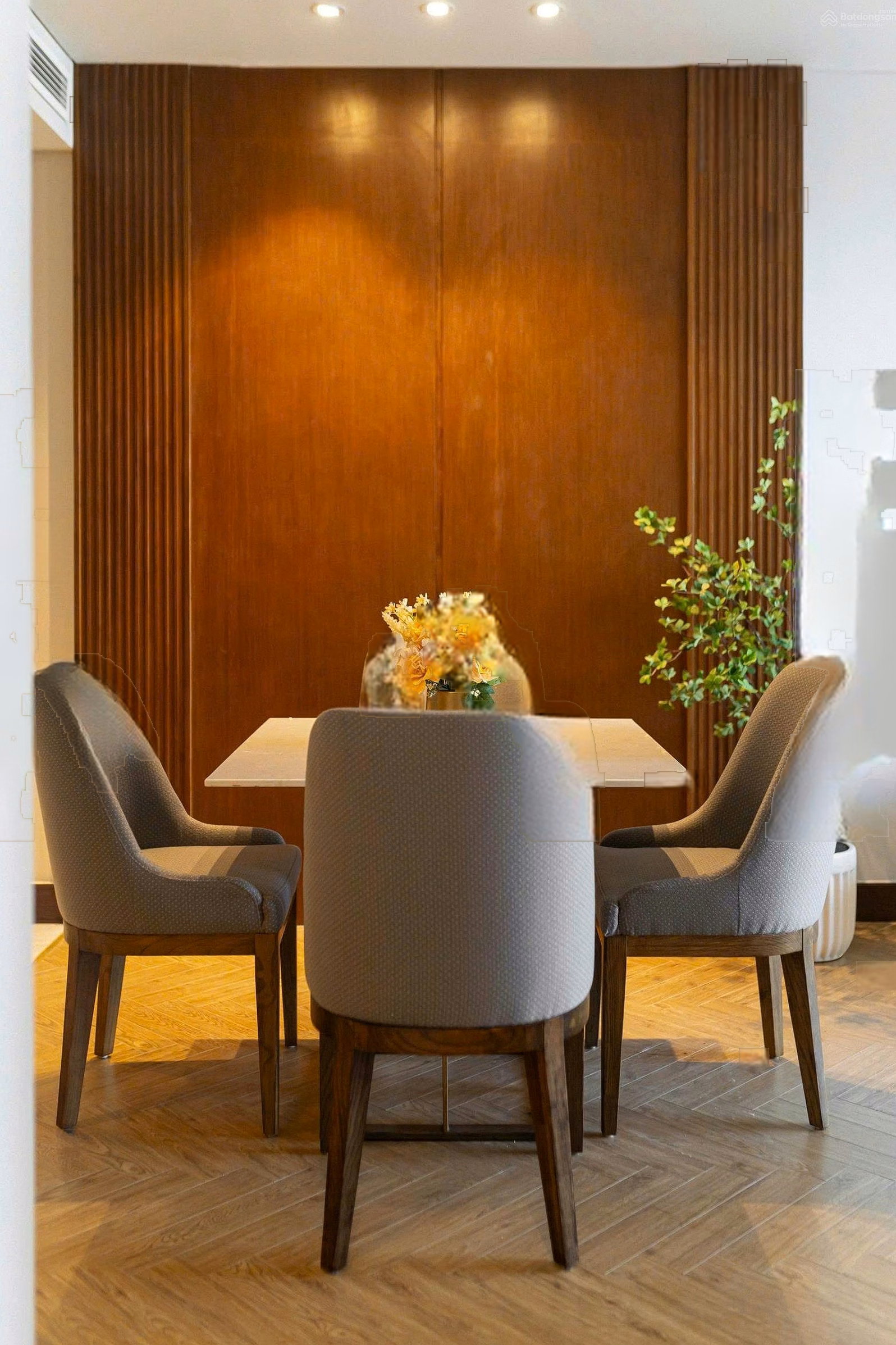 I need to rent a 5* 1 bedroom apartment in Da Nang Wyndham with sea view 68 m2 for 30 million/month***