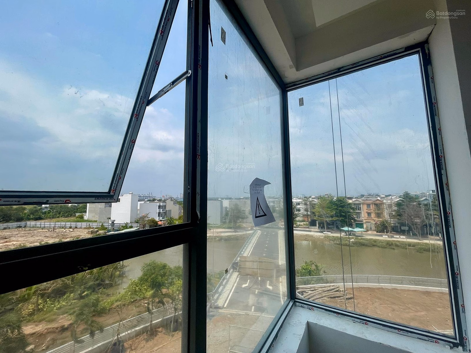 Apartment 65m2 fully furnished, with rental contract, for sale 3.1 billion, see house: 0919 838 ***