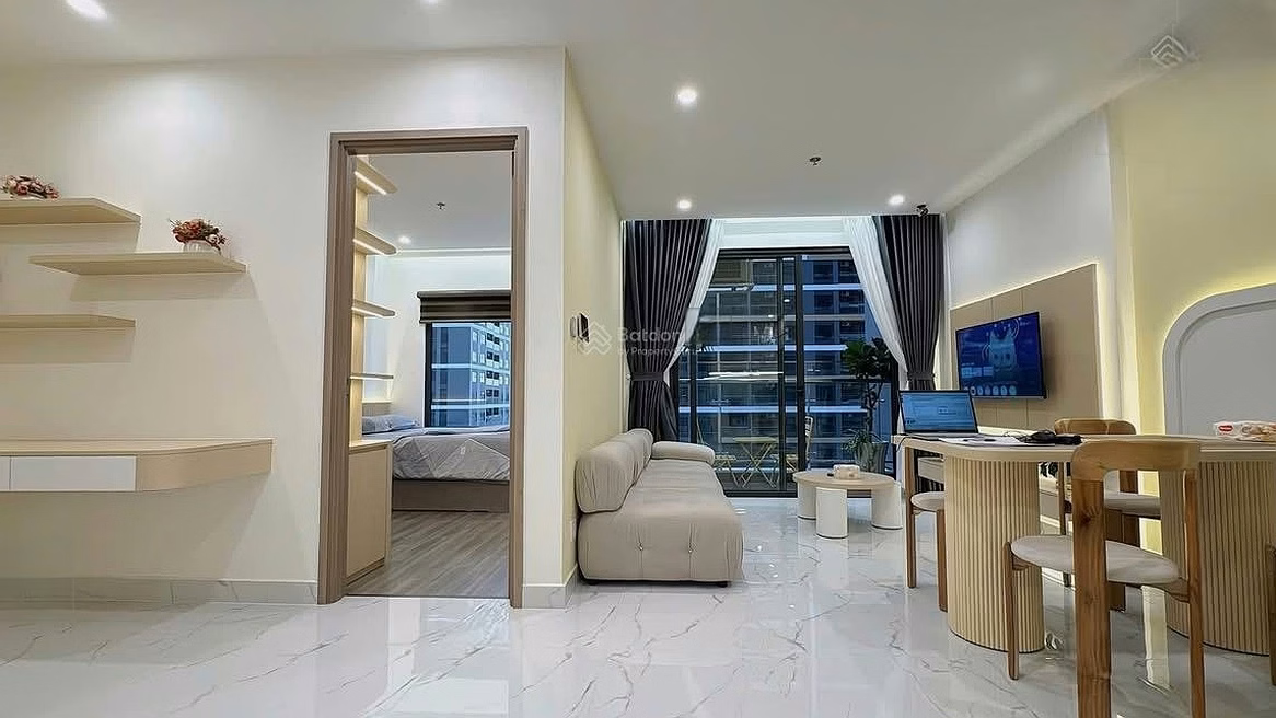 Apartment for sale with 2 bedrooms, 2 bathrooms, 55m2, good price, capital investment only 150 million