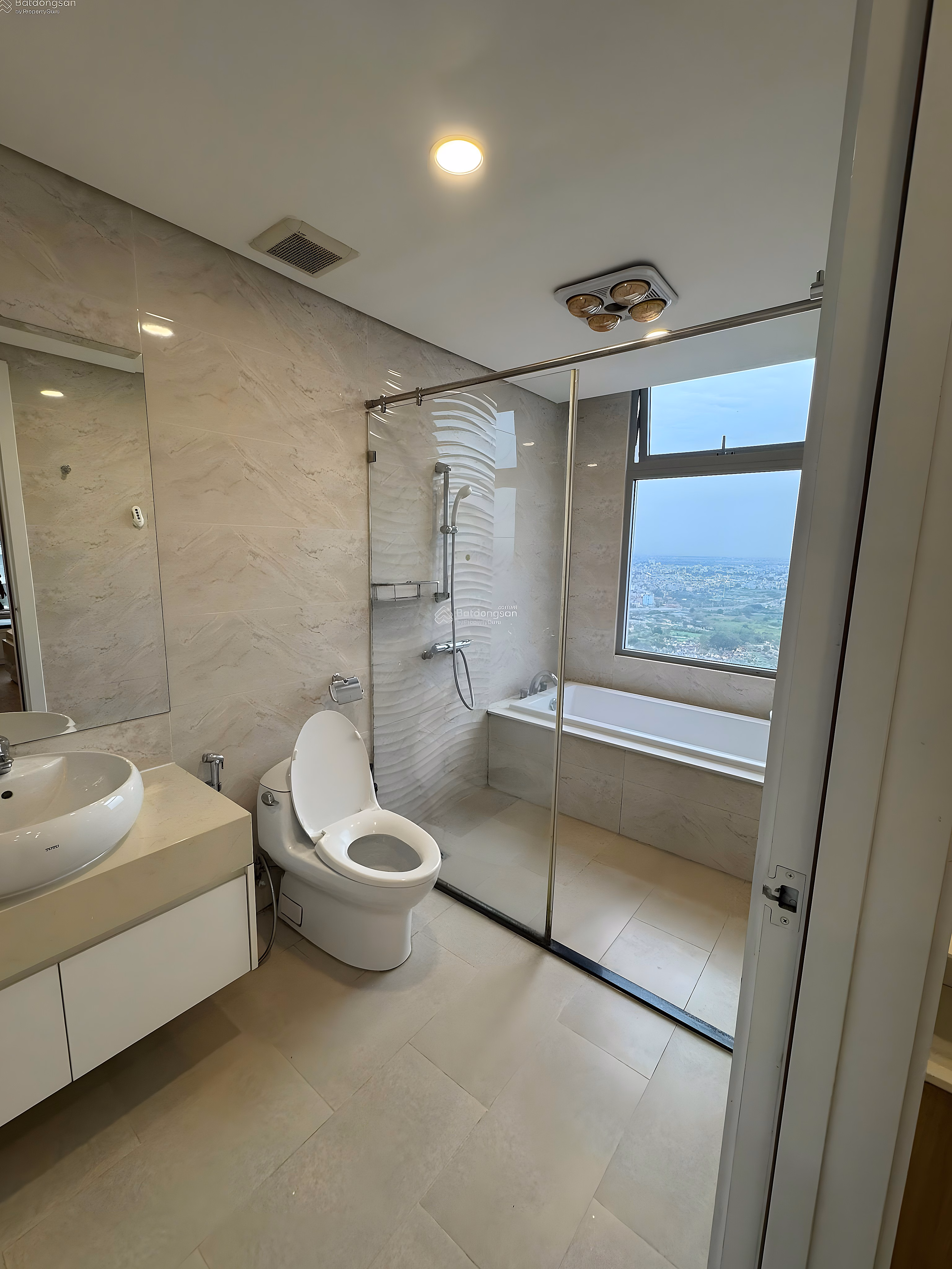 (New) Urgent sale of apartment 3N 2VS, 106m2, price 9.X billion, BC Southeast fully furnished, Vinhomes Gardenia project