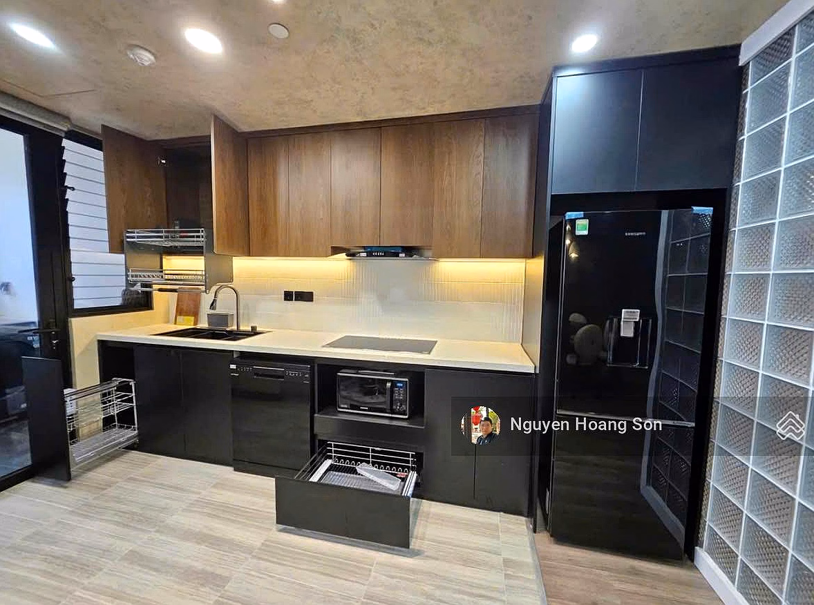 Owner sells HCMCC apartment, 146m2, 3 bedrooms, high floor, lake view, price 19 billion***