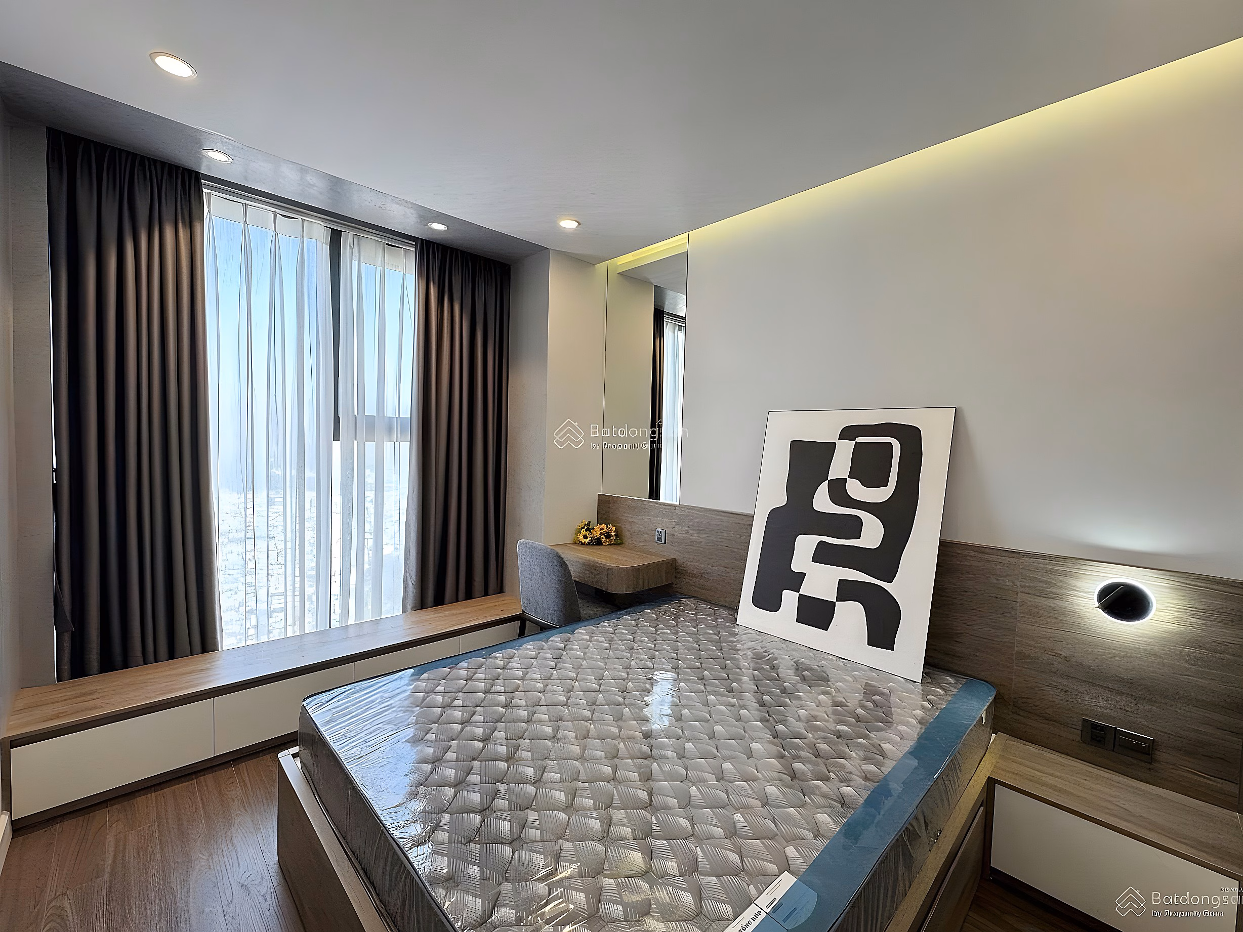 Selling Samsora Cau Am apartment 70m2, 2 bedrooms, 2 bathrooms, VIP furniture, price over 4 billion