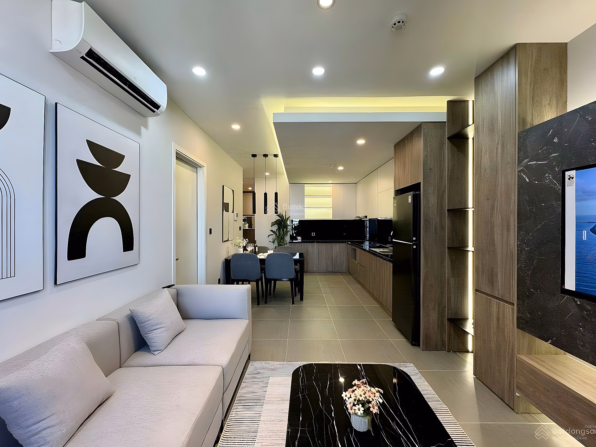 Selling Samsora Cau Am apartment 70m2, 2 bedrooms, 2 bathrooms, VIP furniture, price over 4 billion