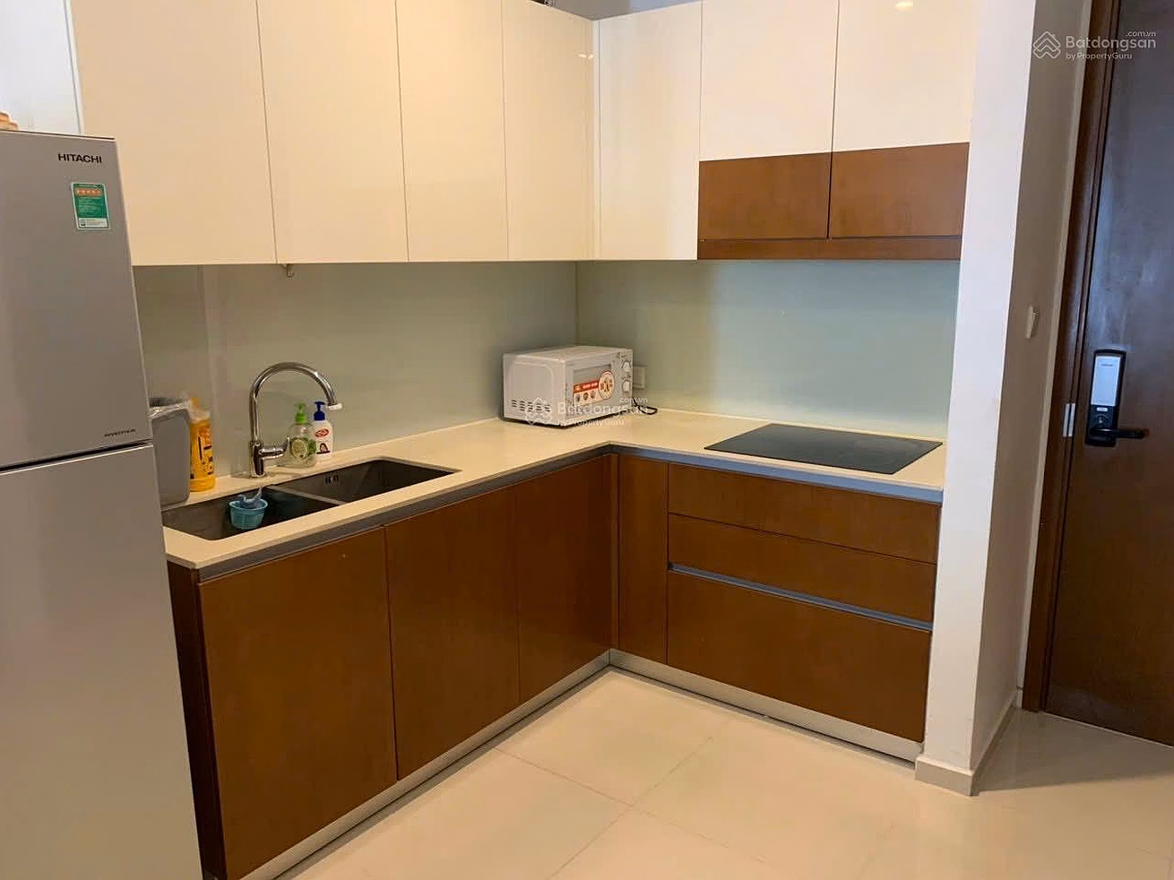 Selling 1 bedroom apartment, 56m2, Pearl Plaza, fully furnished, with rental contract of 17 million/month - owner's pink book