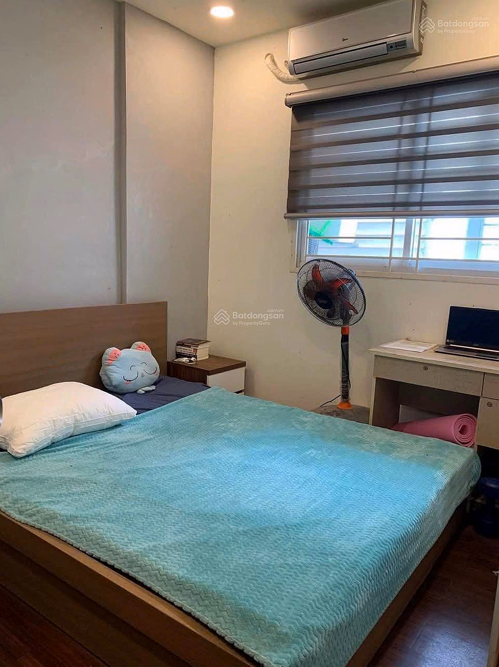 I need to sell Petroland apartment 60m2 2 bedrooms 1 bathroom urgently at very cheap price