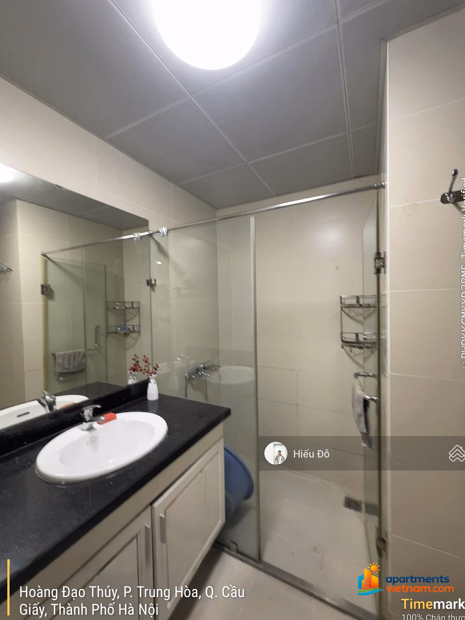 N04 Udic Complex for rent 130m2, 3 bedrooms, 2 bathrooms fully furnished. Price is only 20 million/month. There is always a car slot when entering