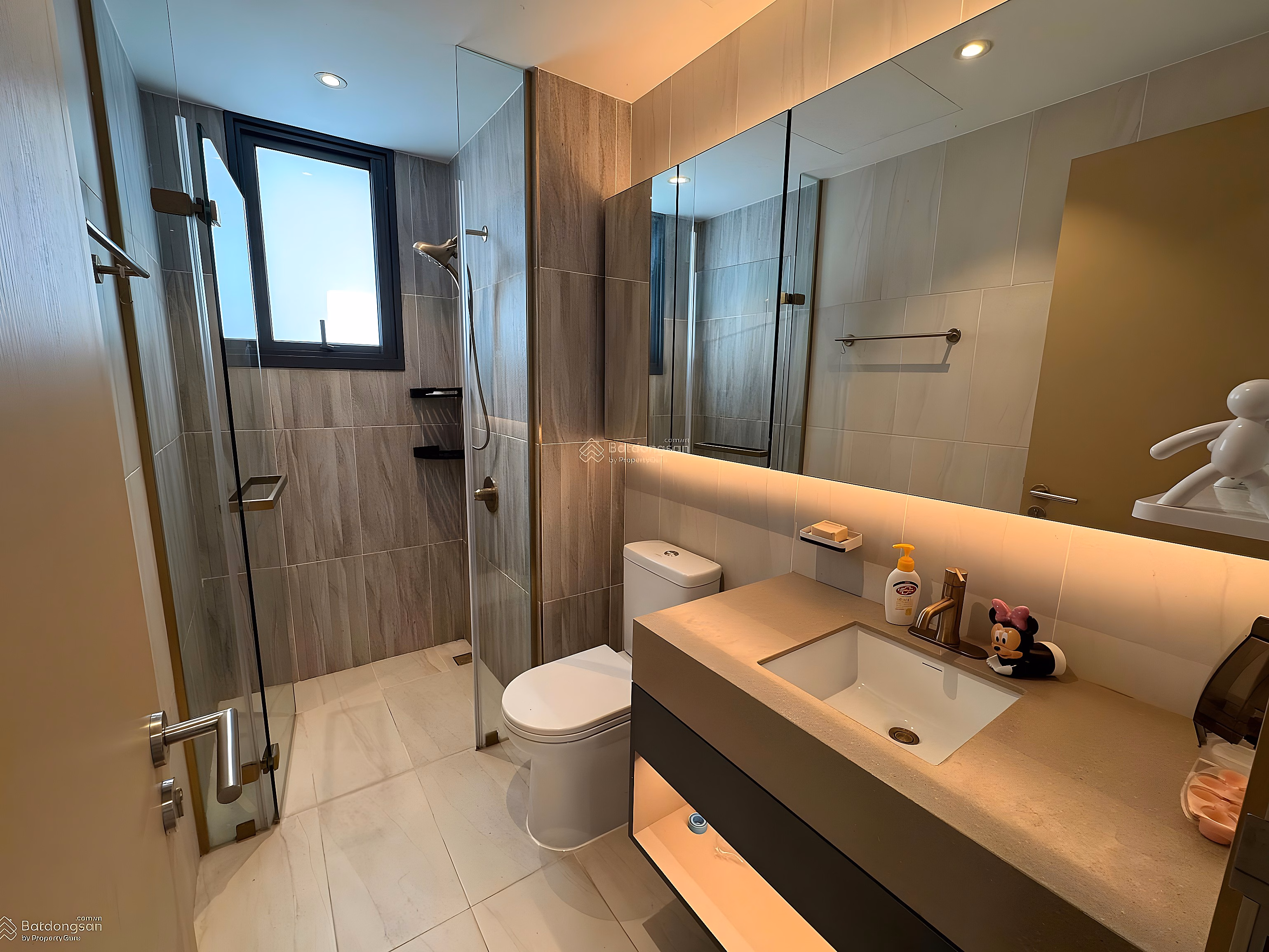 Green Valley apartment for rent, 3 bedrooms, fully furnished, with car, very nice house*** (Van Anh)