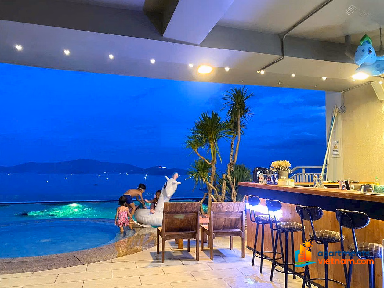 Urgent sale of Scenia Bay apartment 4.09 billion sea view, full furniture, fees included, good price for long term ownership 0902 746 ***