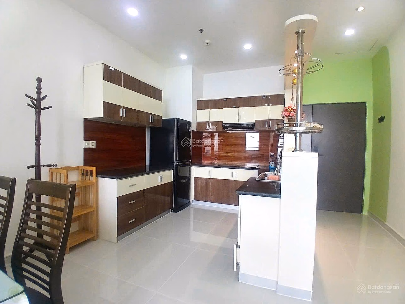Selling 2-bedroom apartment La Casa, Le Thi Cho, District 7 for 4,650 billion