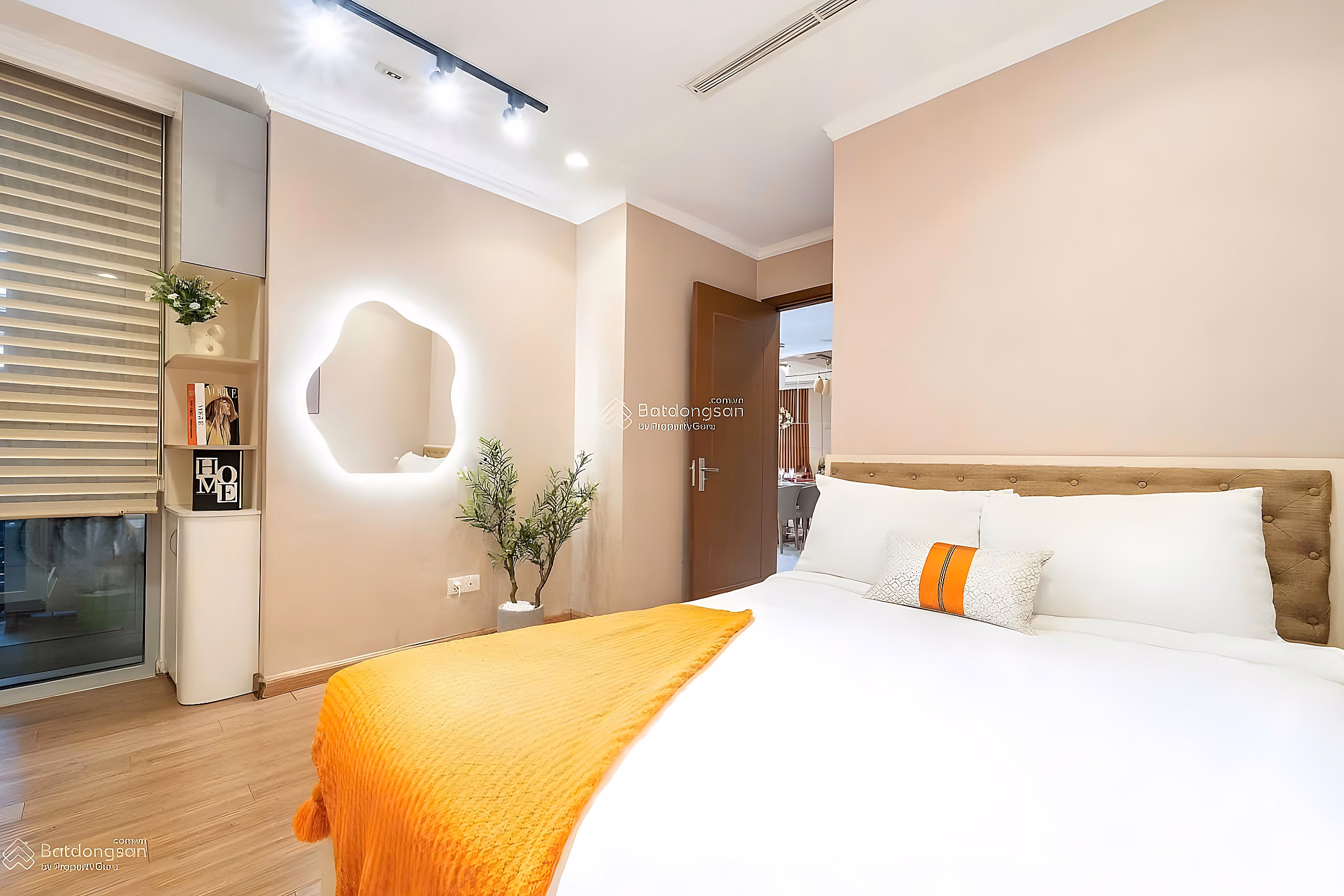 CH Sieu Dep for real sale 54m2 /2 bedrooms, 2 billion 160 with separate book / 80% loan / full NT, 0798 367 ***, receive 100% new house