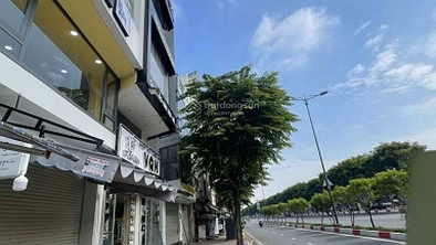 Urgent sale of Hoang Sa District 1, new 3-storey structure, contract 20 million/month, price only 7.3 billion