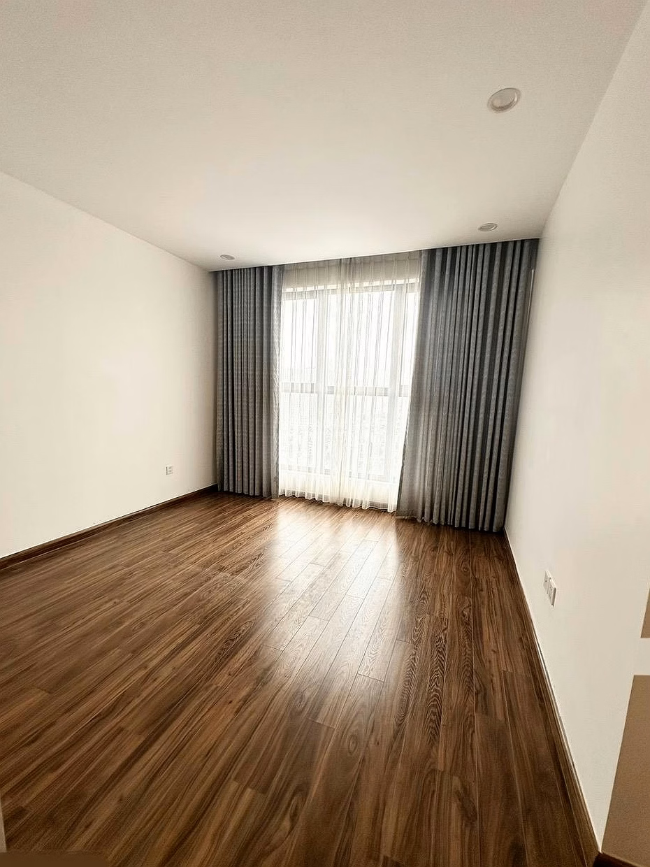 Selling The Golden Palm Le Van Luong apartment 105m2, 11.5 billion VND only with rare goods in Hanoi